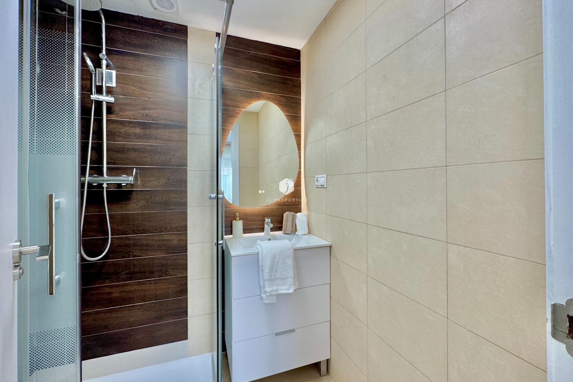 Aus zweiter Hand - Wohnung -
Torrevieja - PARQUE DE LAS NACIONES