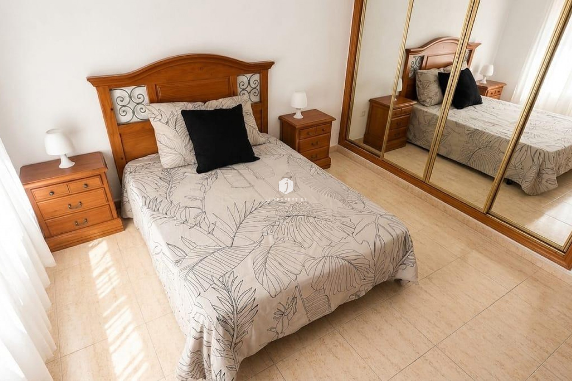 Aus zweiter Hand - Wohnung -
Torrevieja - PARQUE DE LAS NACIONES