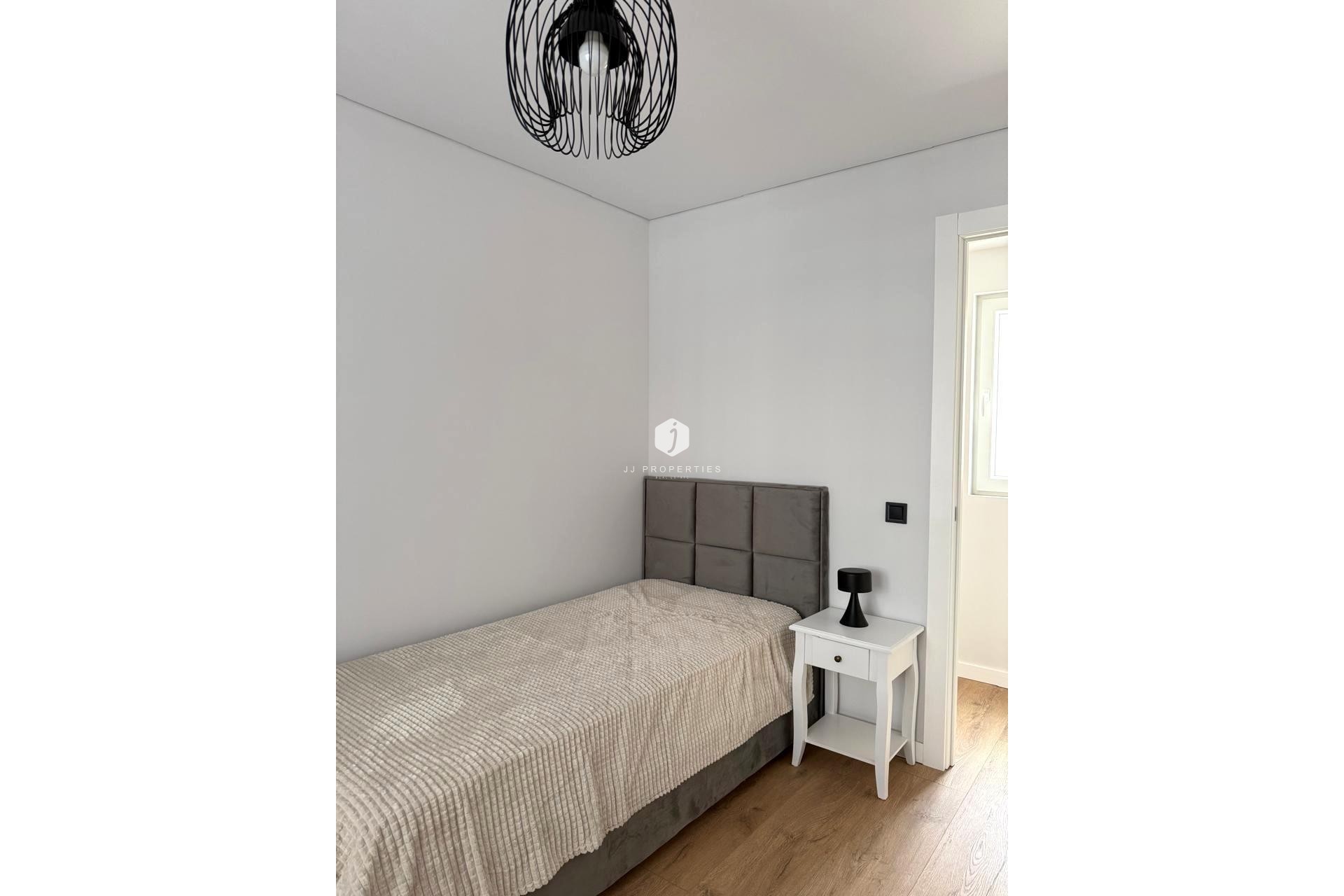 Aus zweiter Hand - Wohnung -
Torrevieja - Paseo maritimo