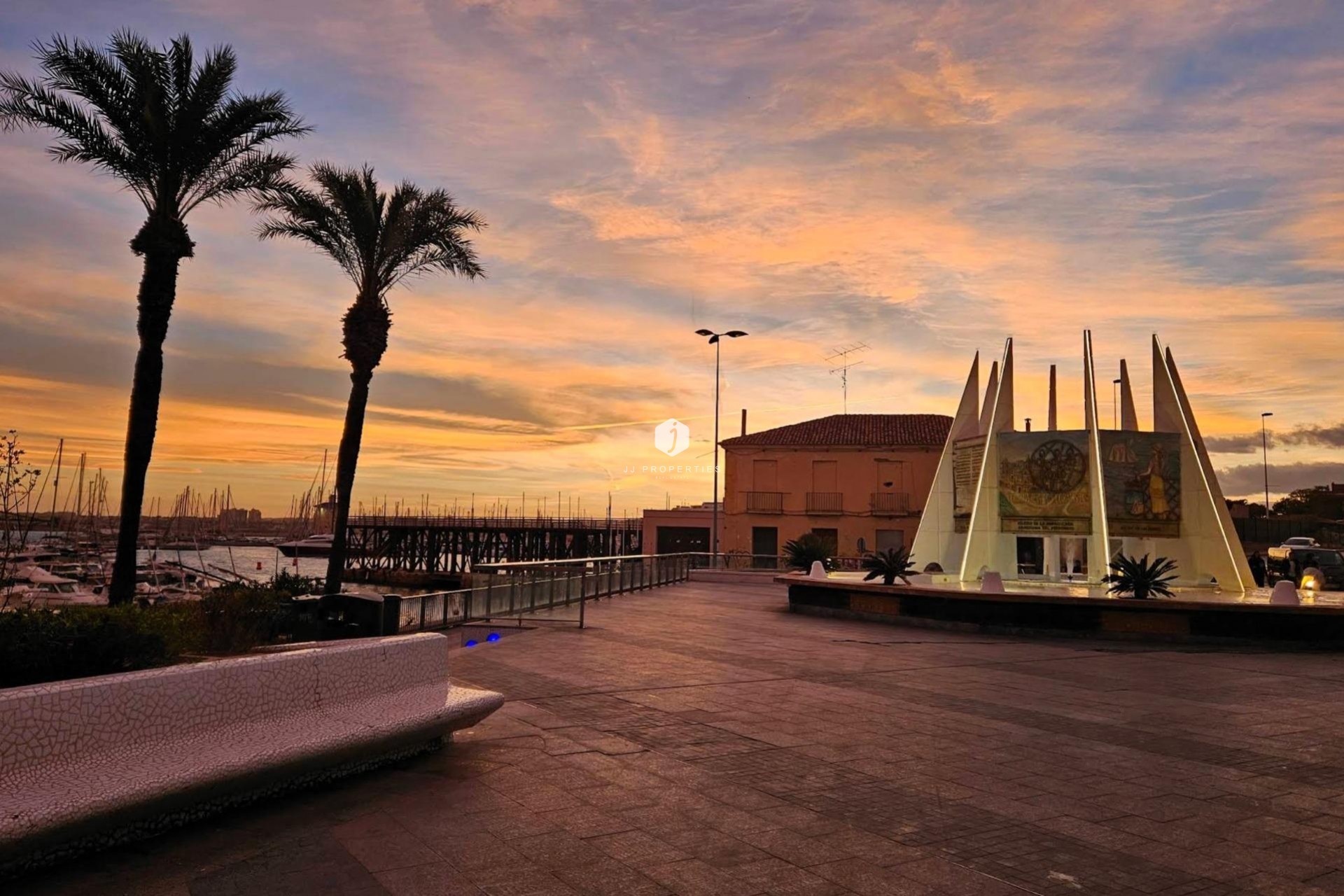 Aus zweiter Hand - Wohnung -
Torrevieja - Paseo maritimo