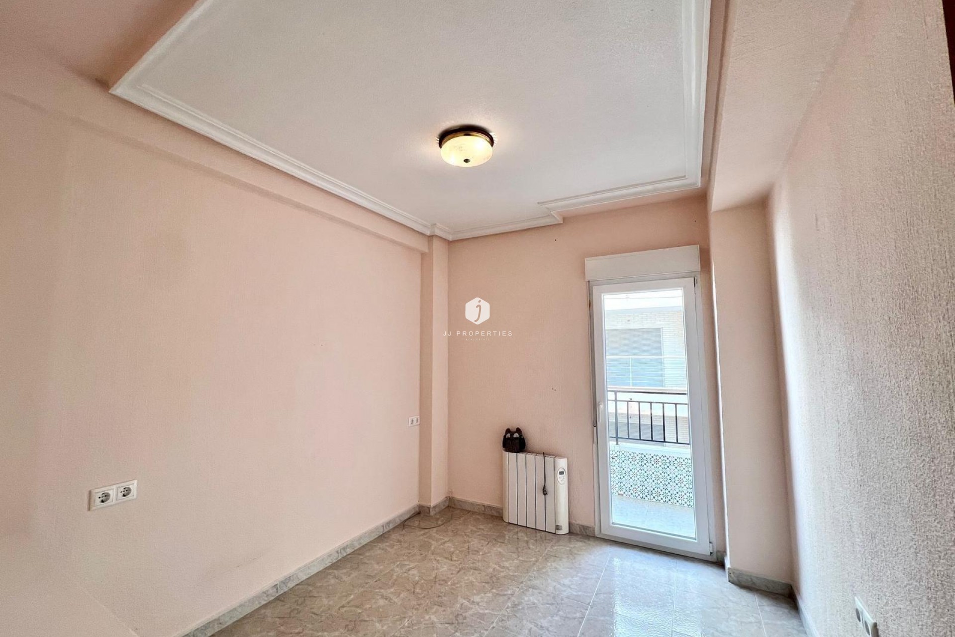 Aus zweiter Hand - Wohnung -
Torrevieja - Paseo maritimo