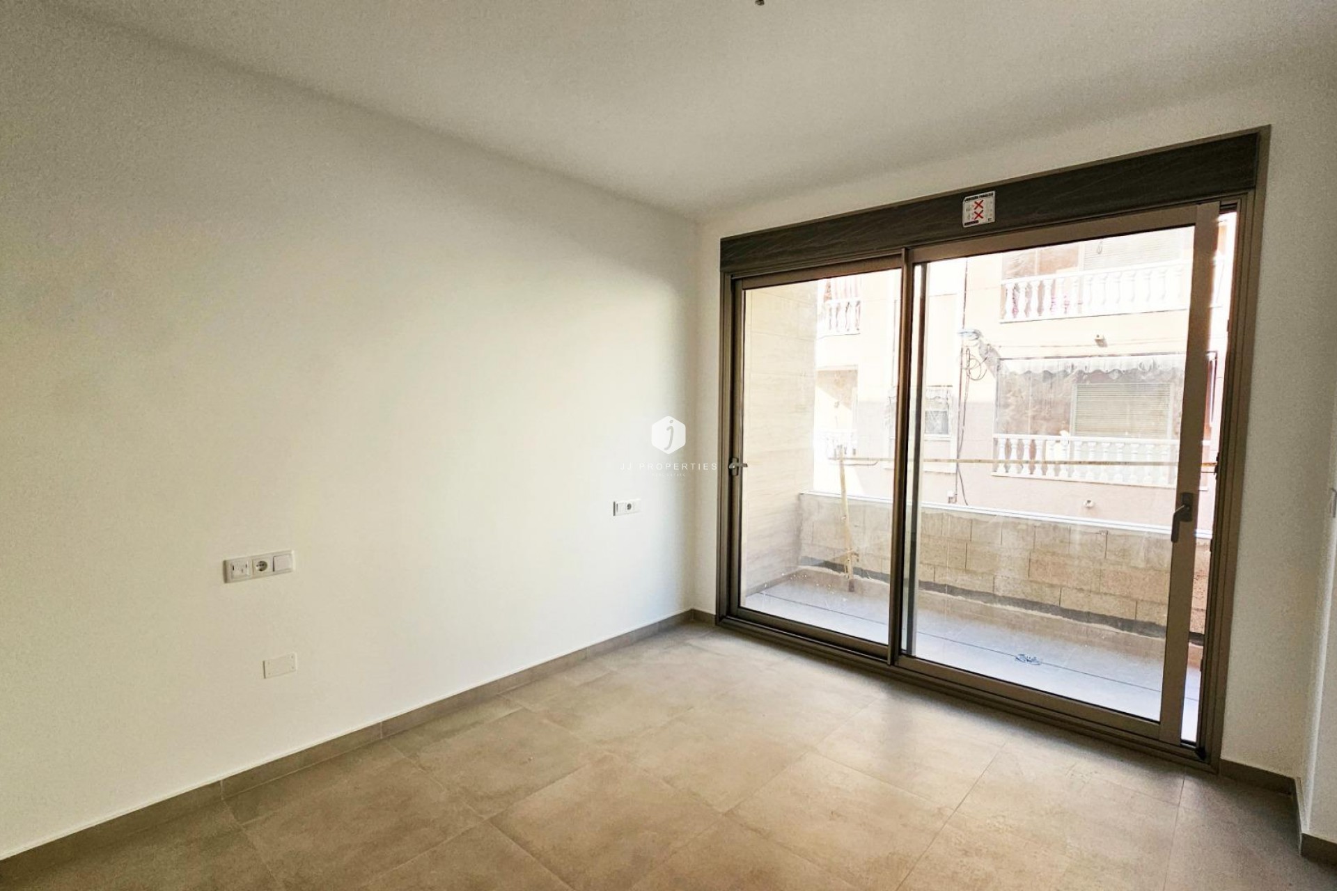 Aus zweiter Hand - Wohnung -
Torrevieja - Paseo maritimo