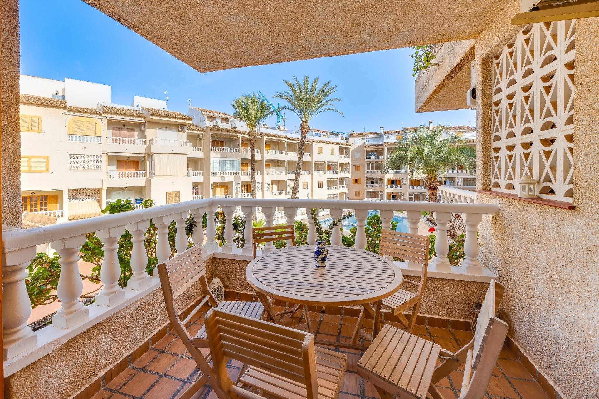 Aus zweiter Hand - Wohnung -
Torrevieja - Playa de los Locos