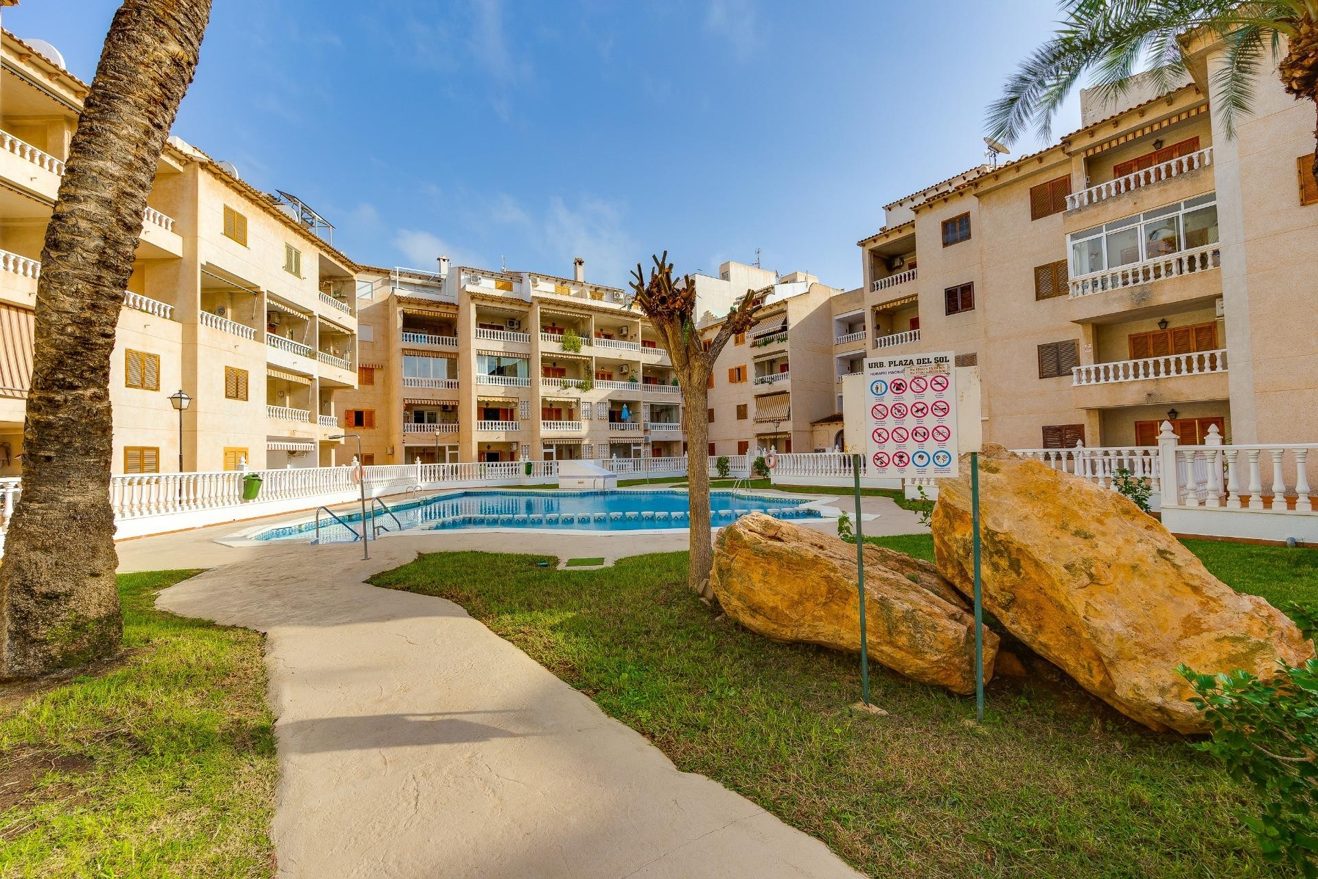 Aus zweiter Hand - Wohnung -
Torrevieja - Playa de los Locos