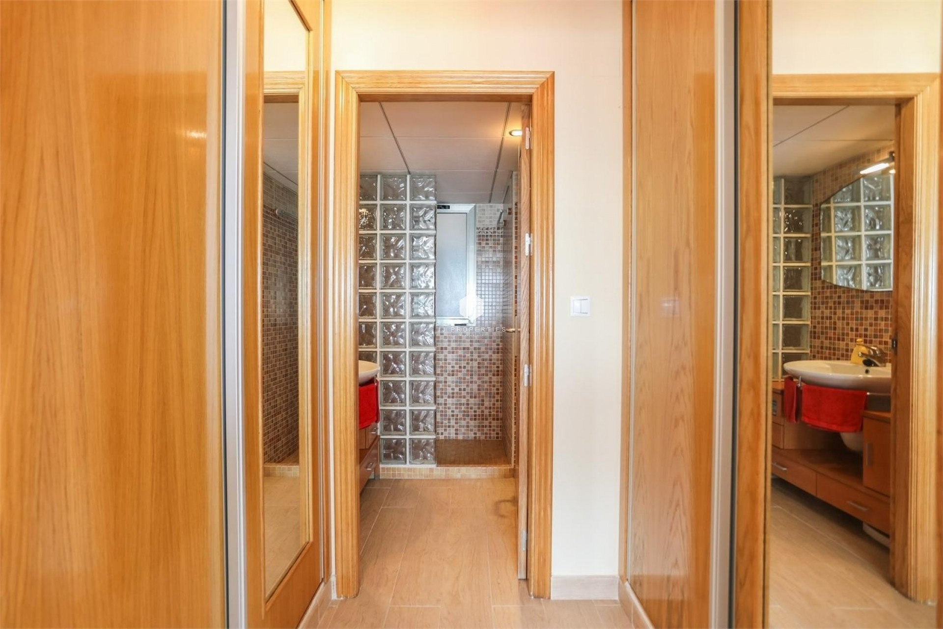 Aus zweiter Hand - Wohnung -
Torrevieja - Playa de los locos