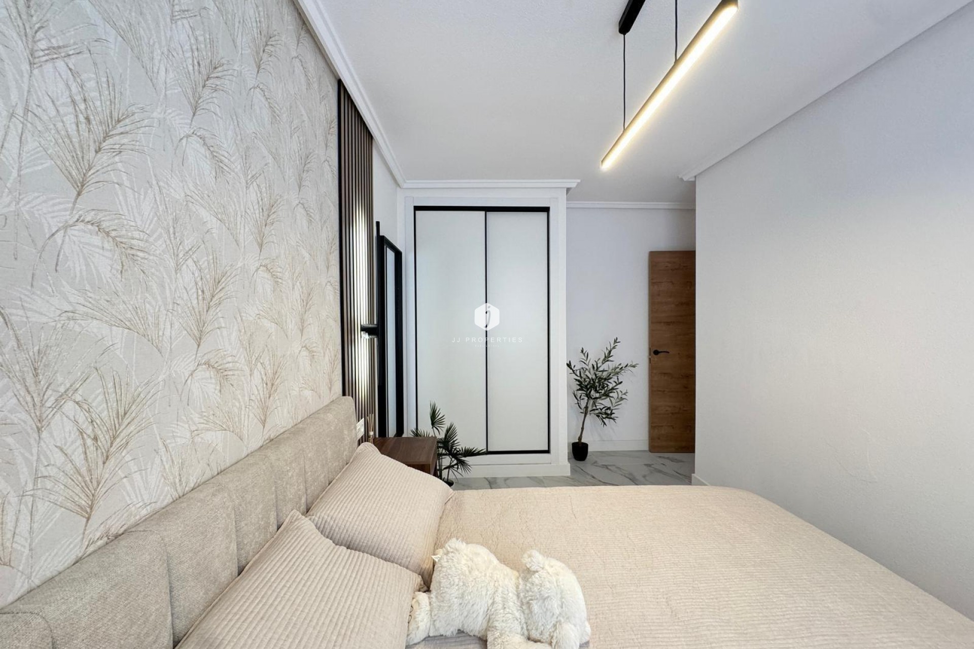 Aus zweiter Hand - Wohnung -
Torrevieja - Playa de los Locos