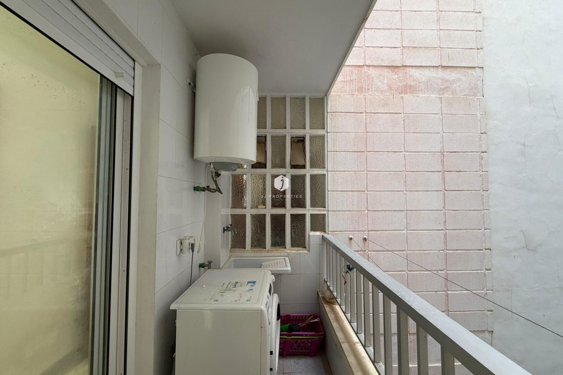 Aus zweiter Hand - Wohnung -
Torrevieja - Playa de los Locos