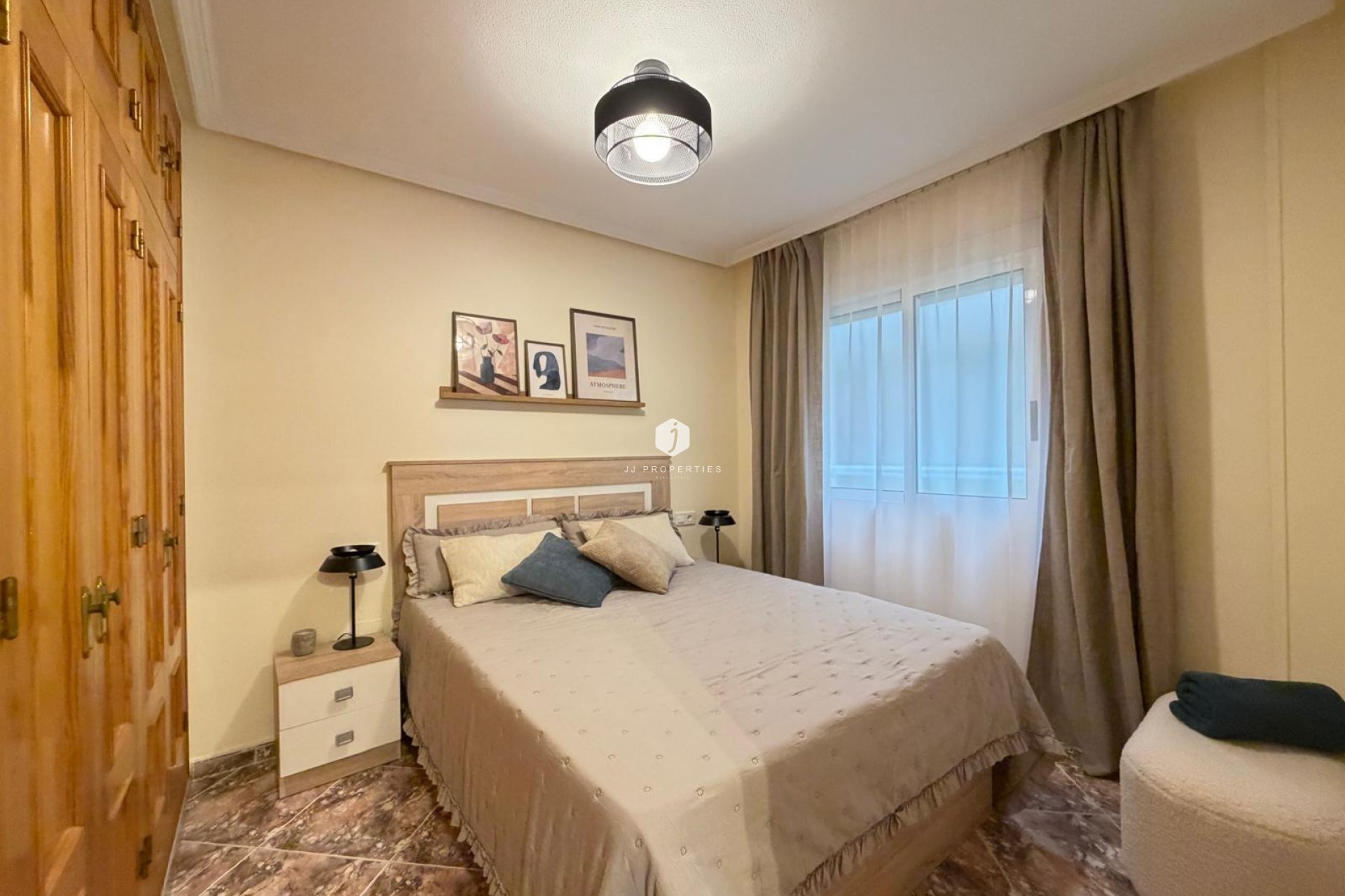 Aus zweiter Hand - Wohnung -
Torrevieja - Playa de los Locos