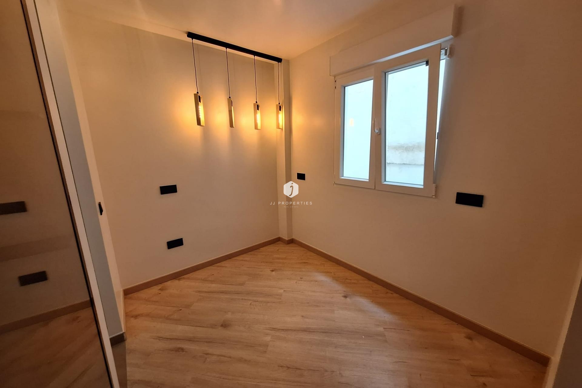 Aus zweiter Hand - Wohnung -
Torrevieja - Playa de los Locos