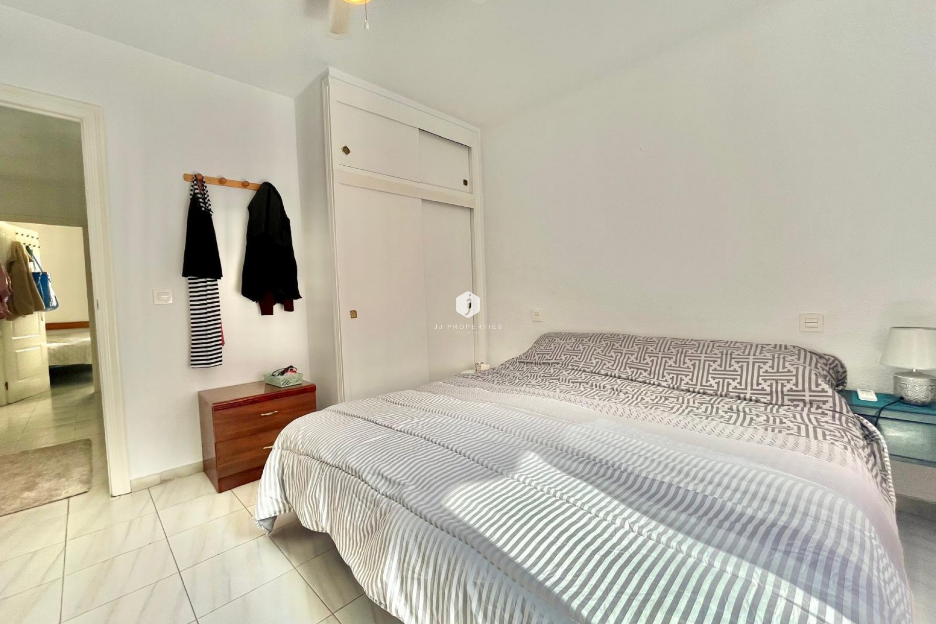 Aus zweiter Hand - Wohnung -
Torrevieja - Playa de los Locos