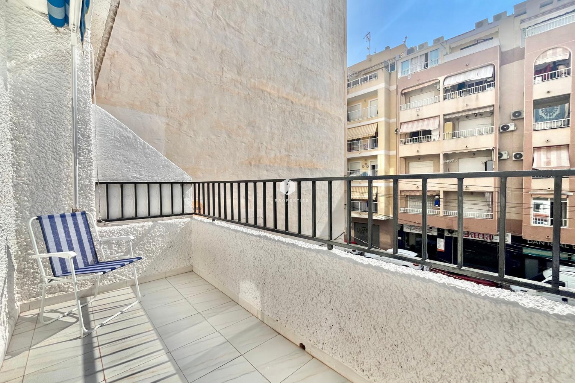 Aus zweiter Hand - Wohnung -
Torrevieja - Playa de los Locos