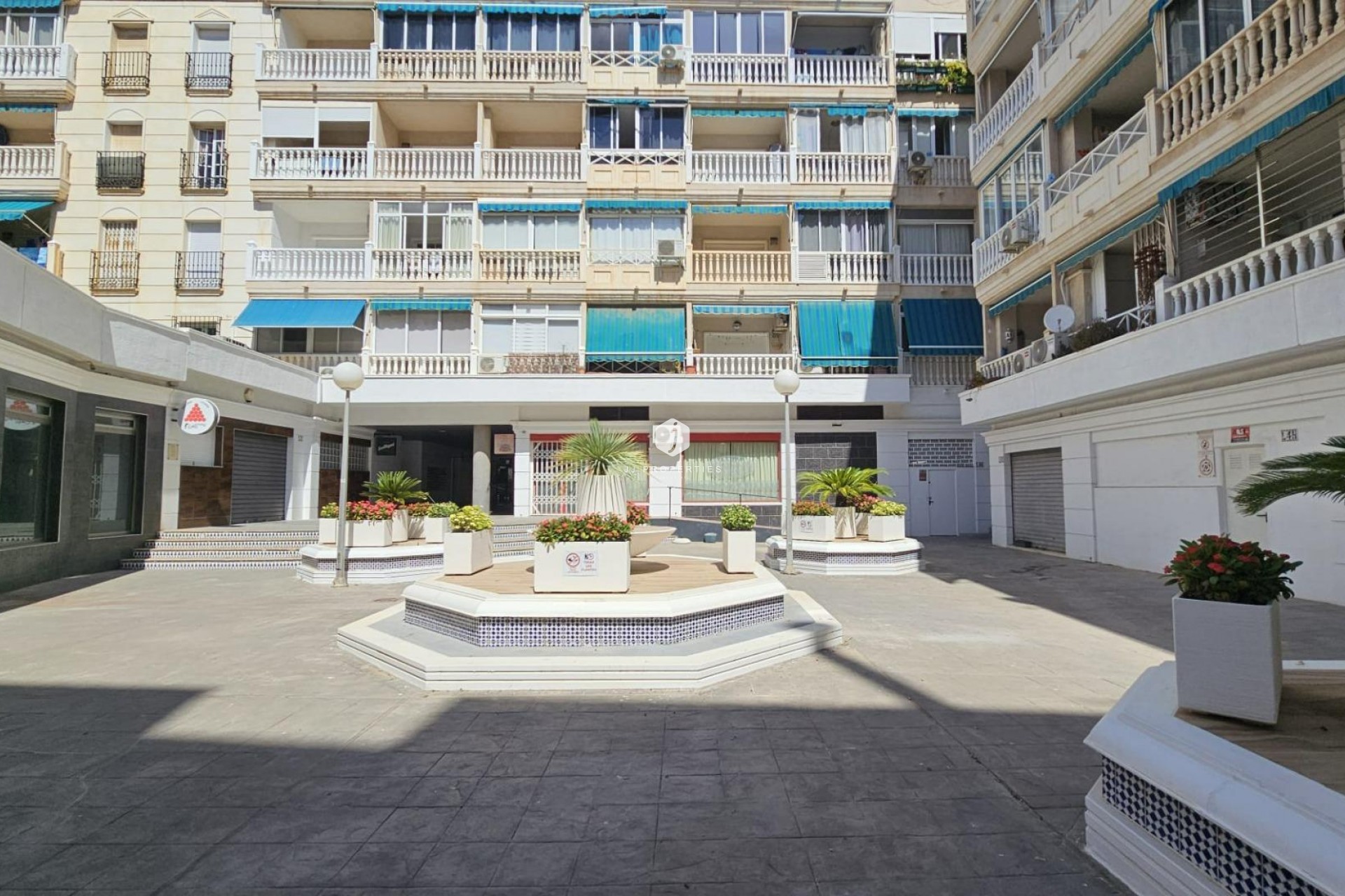 Aus zweiter Hand - Wohnung -
Torrevieja - Playa de los Locos