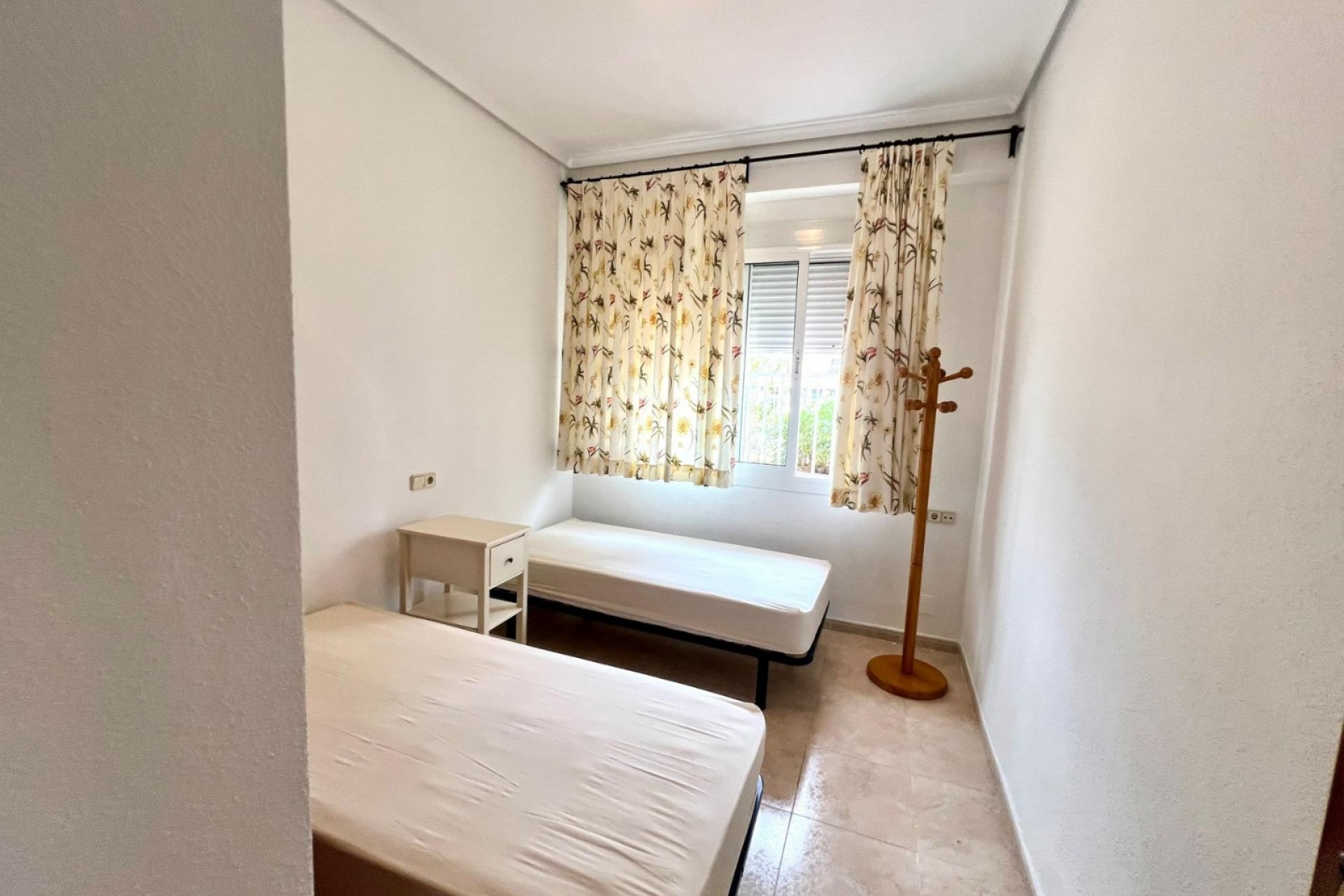 Aus zweiter Hand - Wohnung -
Torrevieja - Playa de los Naufragos