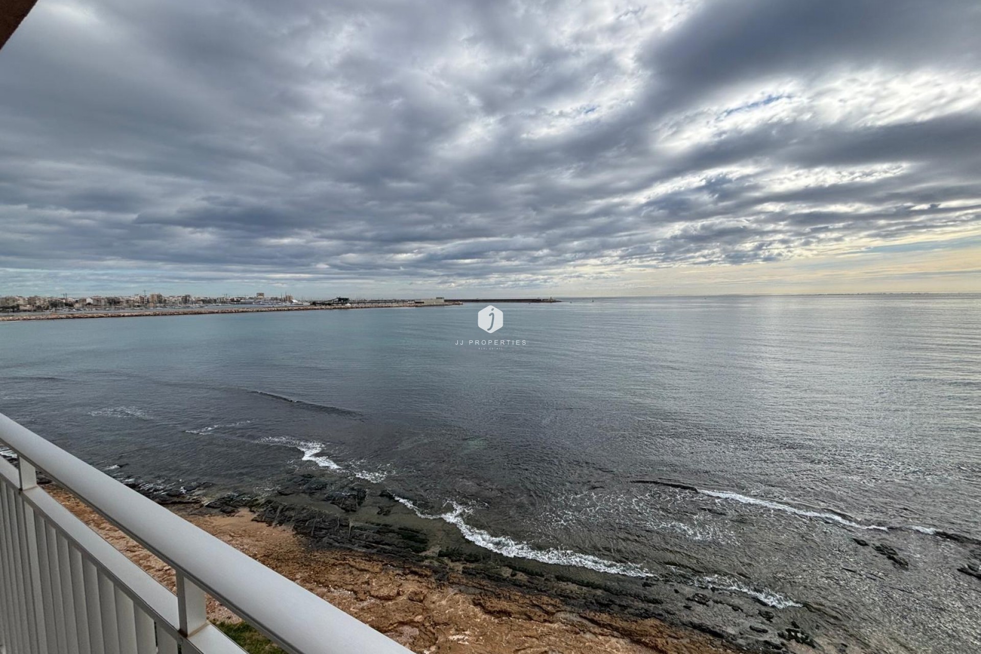 Aus zweiter Hand - Wohnung -
Torrevieja - Playa de los Naufragos