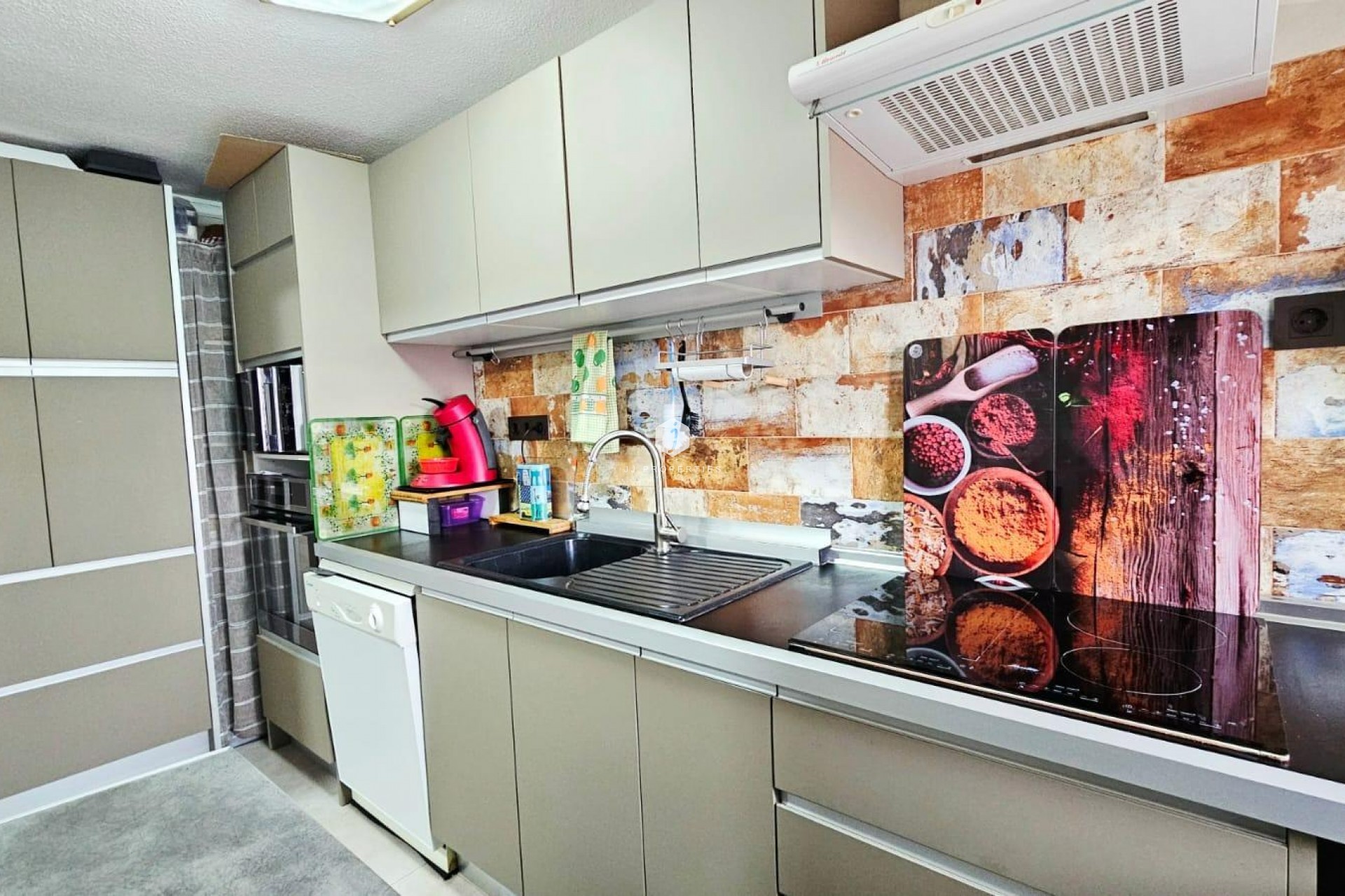 Aus zweiter Hand - Wohnung -
Torrevieja - Playa de los Naufragos