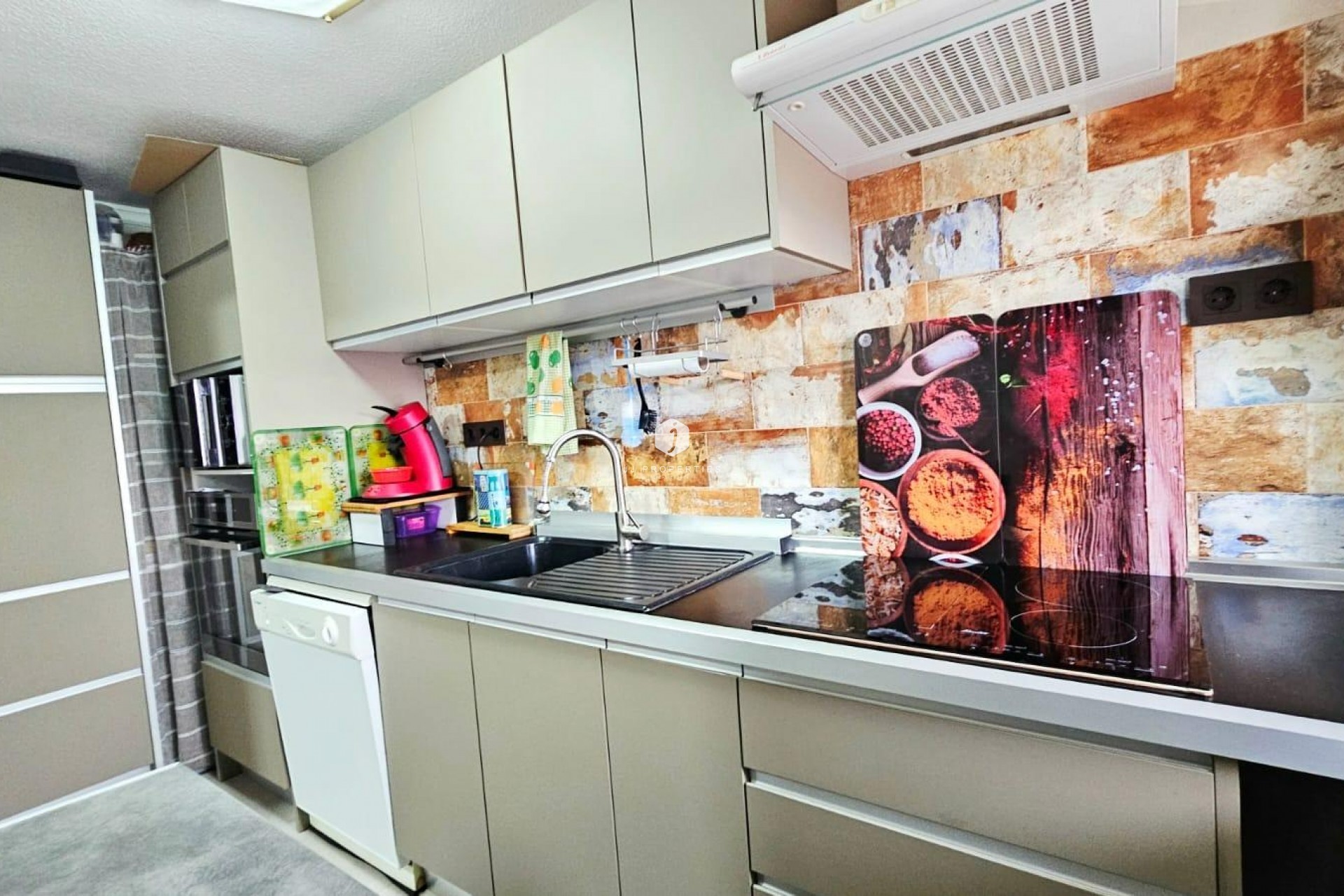 Aus zweiter Hand - Wohnung -
Torrevieja - Playa de los Naufragos