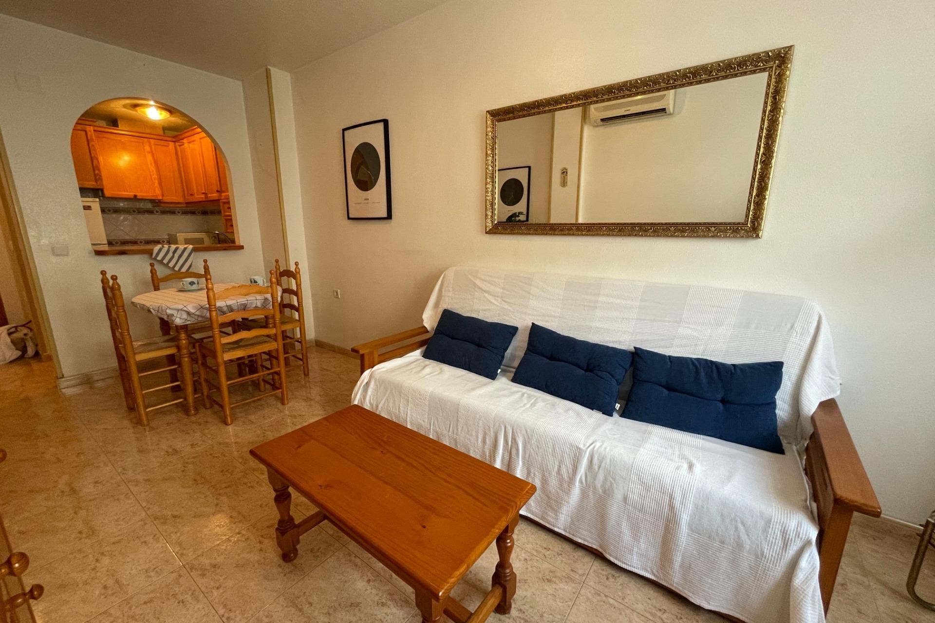 Aus zweiter Hand - Wohnung -
Torrevieja - Playa del Cura