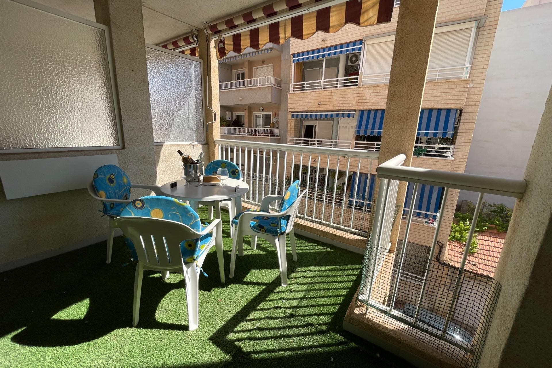 Aus zweiter Hand - Wohnung -
Torrevieja - Playa del Cura