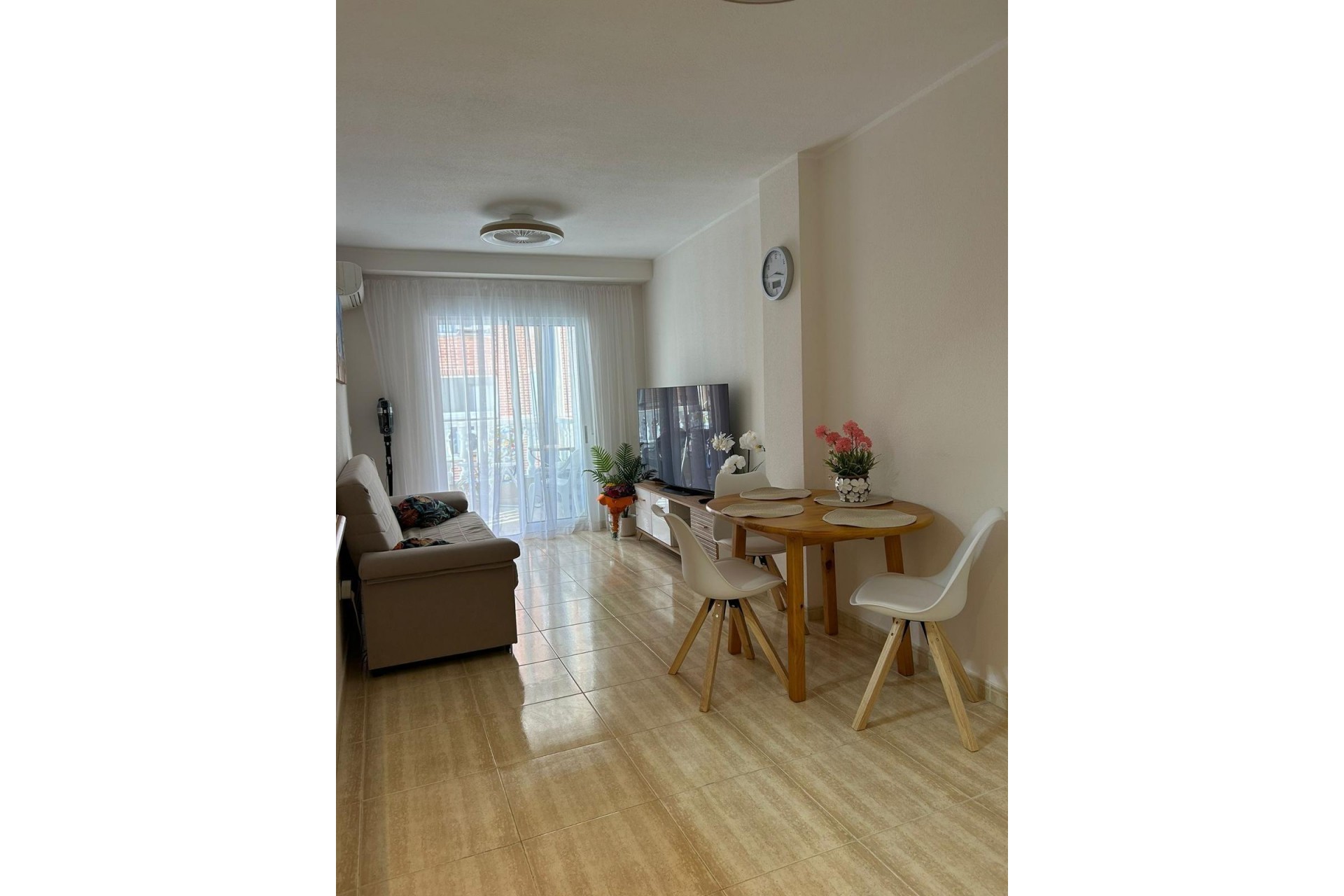 Aus zweiter Hand - Wohnung -
Torrevieja - Playa del Cura