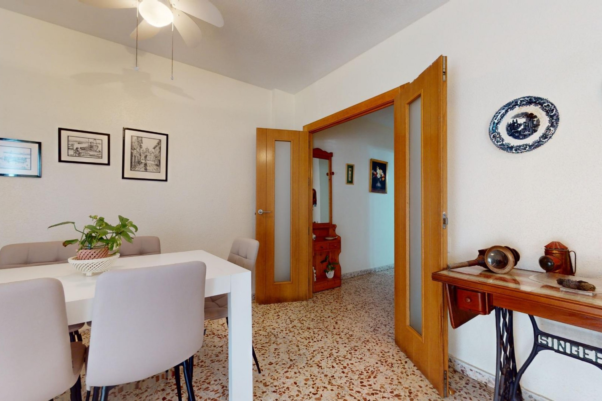 Aus zweiter Hand - Wohnung -
Torrevieja - Playa del Cura