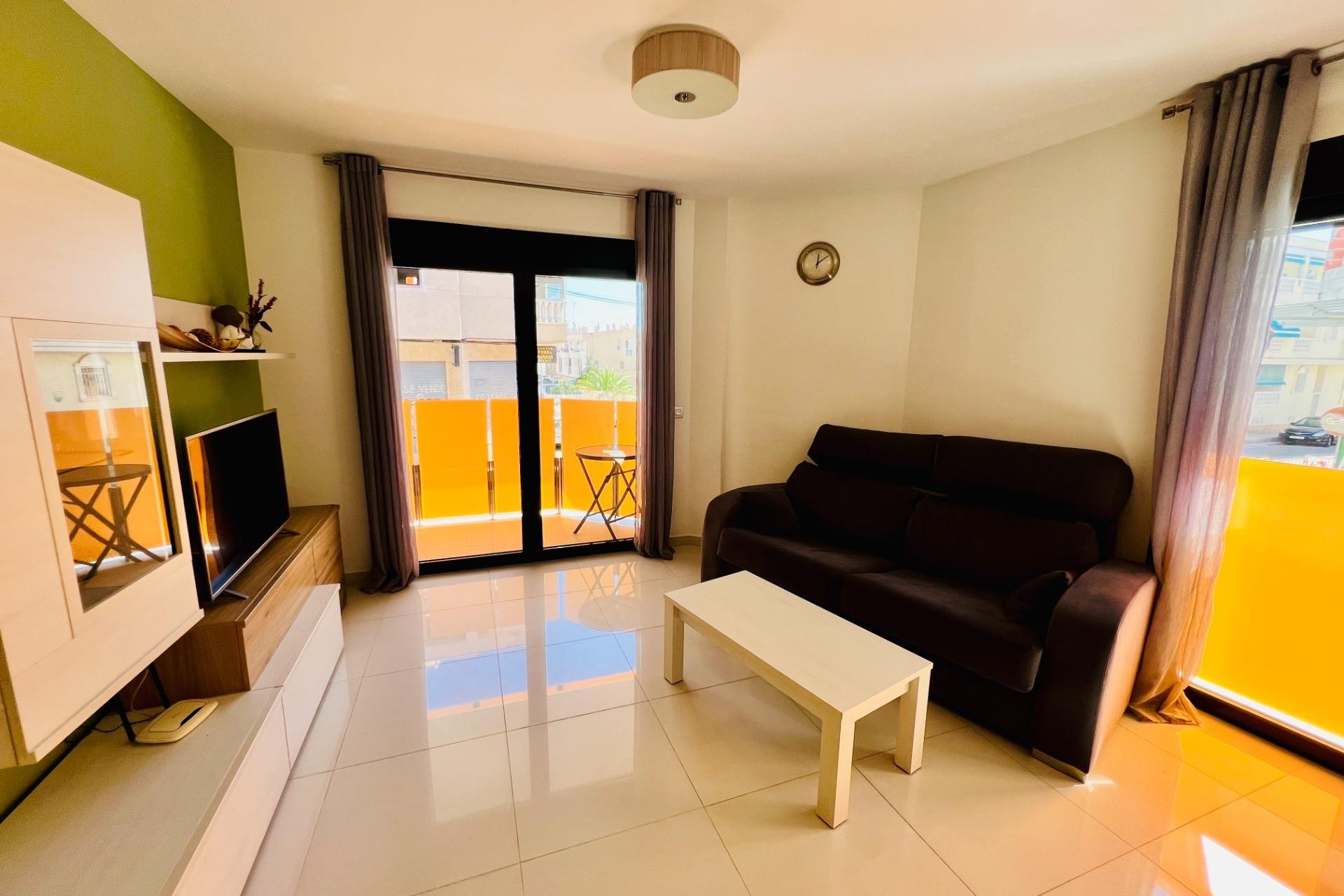 Aus zweiter Hand - Wohnung -
Torrevieja - Playa del Cura