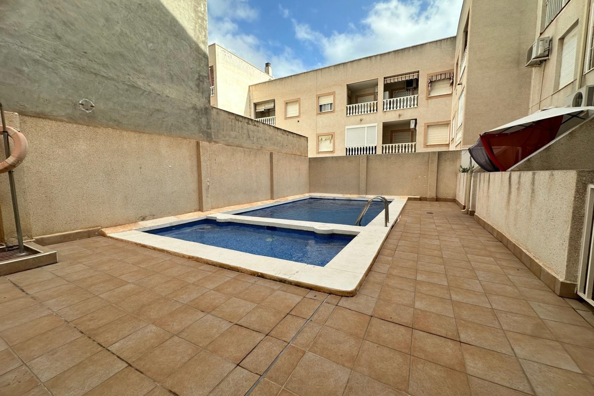 Aus zweiter Hand - Wohnung -
Torrevieja - Playa del Cura