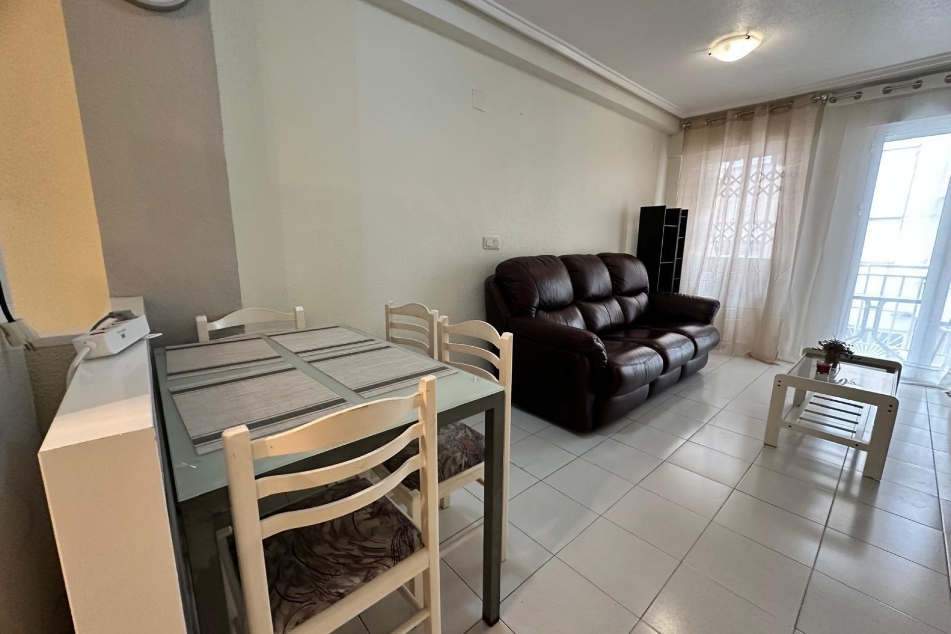 Aus zweiter Hand - Wohnung -
Torrevieja - Playa del Cura