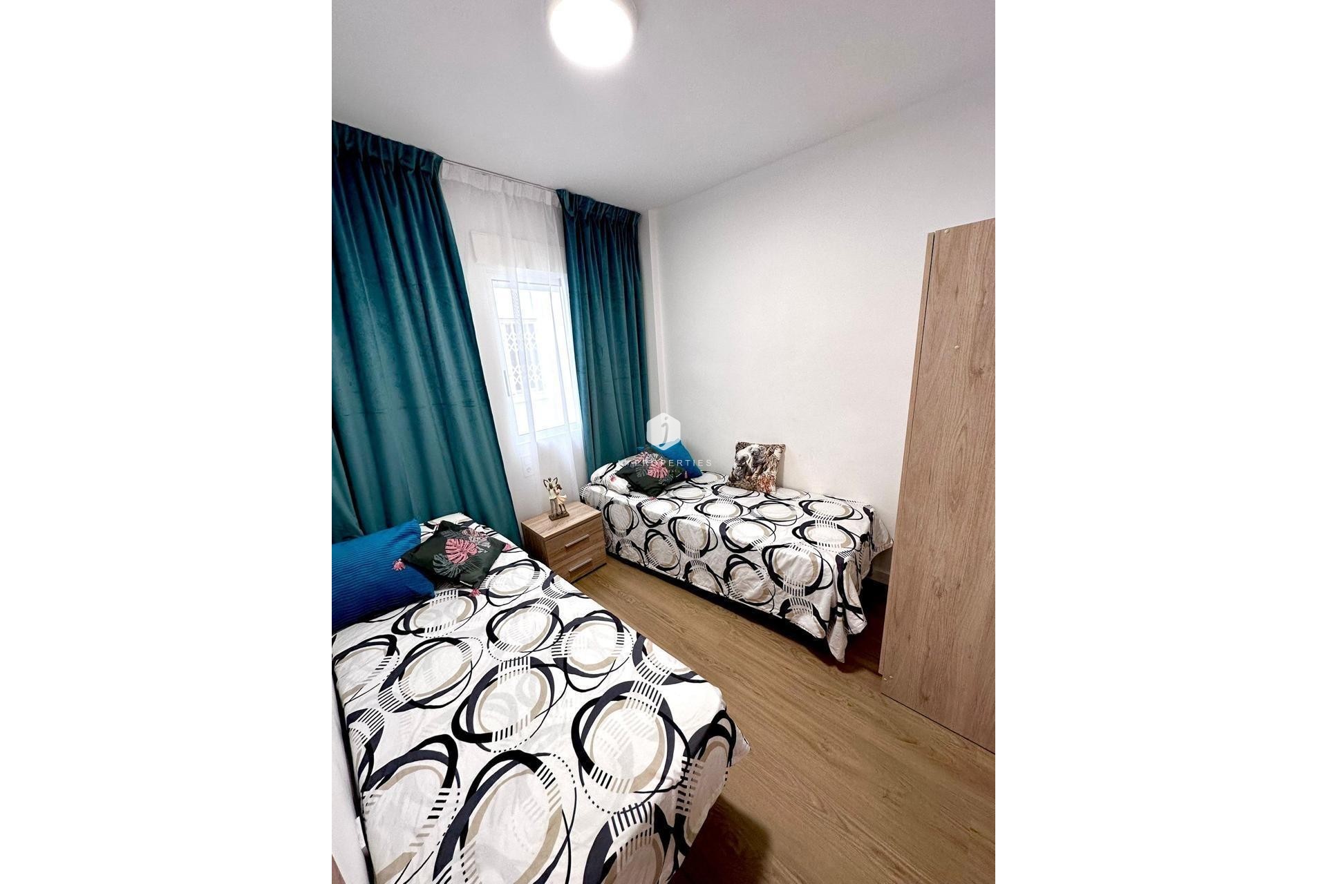 Aus zweiter Hand - Wohnung -
Torrevieja - Playa del Cura