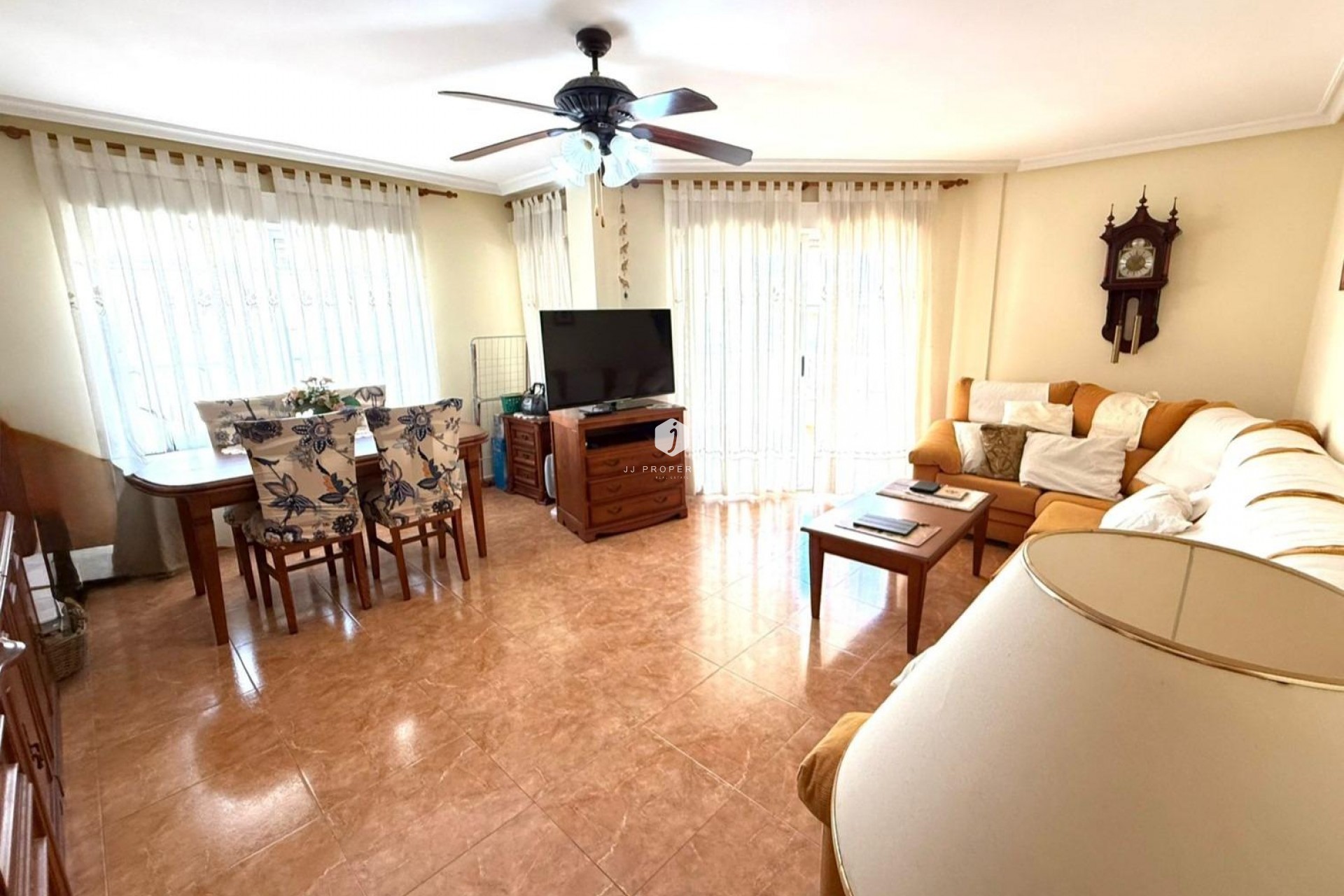 Aus zweiter Hand - Wohnung -
Torrevieja - Playa del Cura