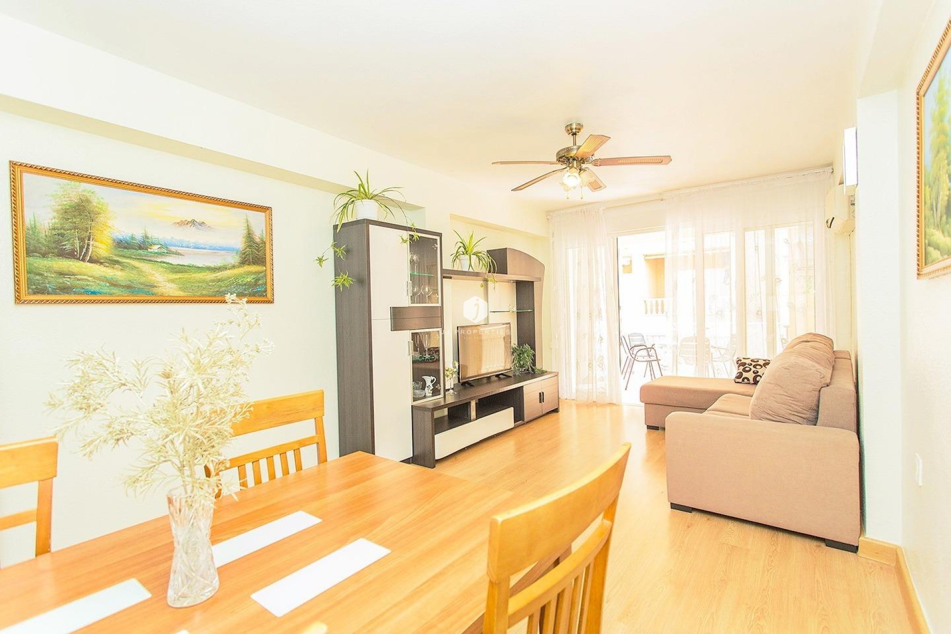 Aus zweiter Hand - Wohnung -
Torrevieja - Playa del Cura