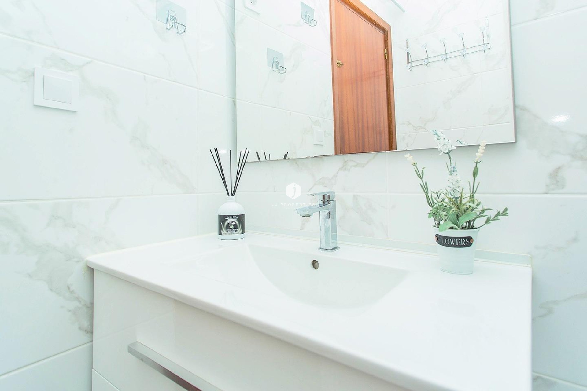 Aus zweiter Hand - Wohnung -
Torrevieja - Playa del Cura