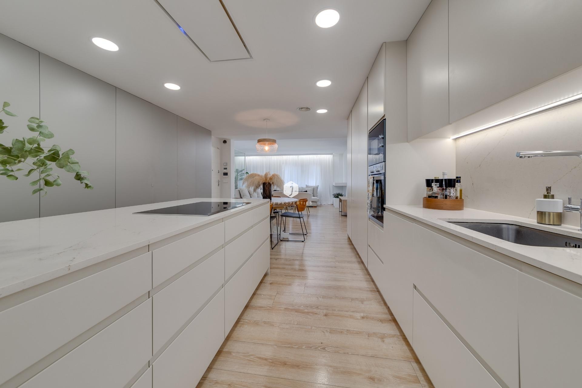 Aus zweiter Hand - Wohnung -
Torrevieja - Playa del Cura