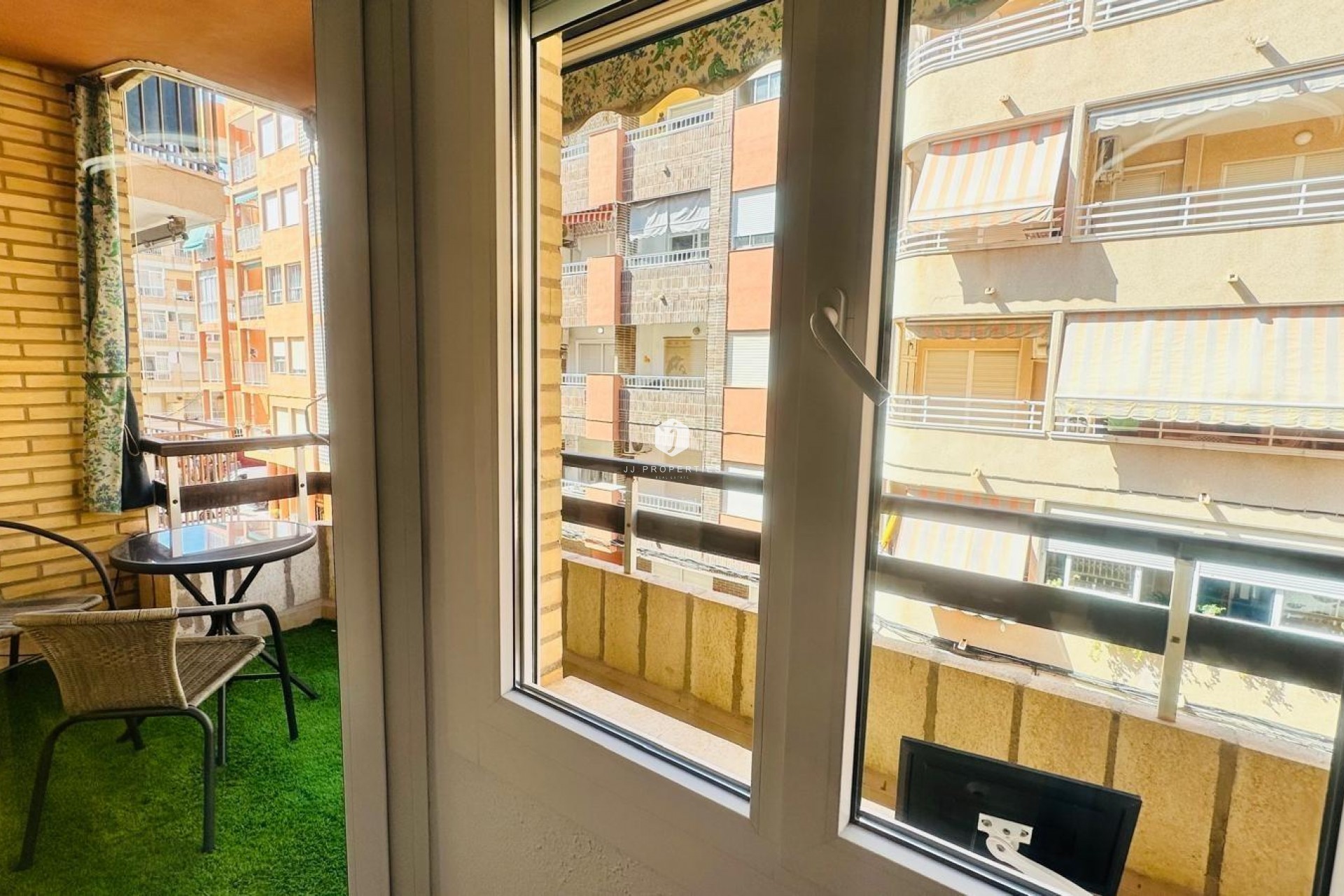 Aus zweiter Hand - Wohnung -
Torrevieja - Playa del Cura