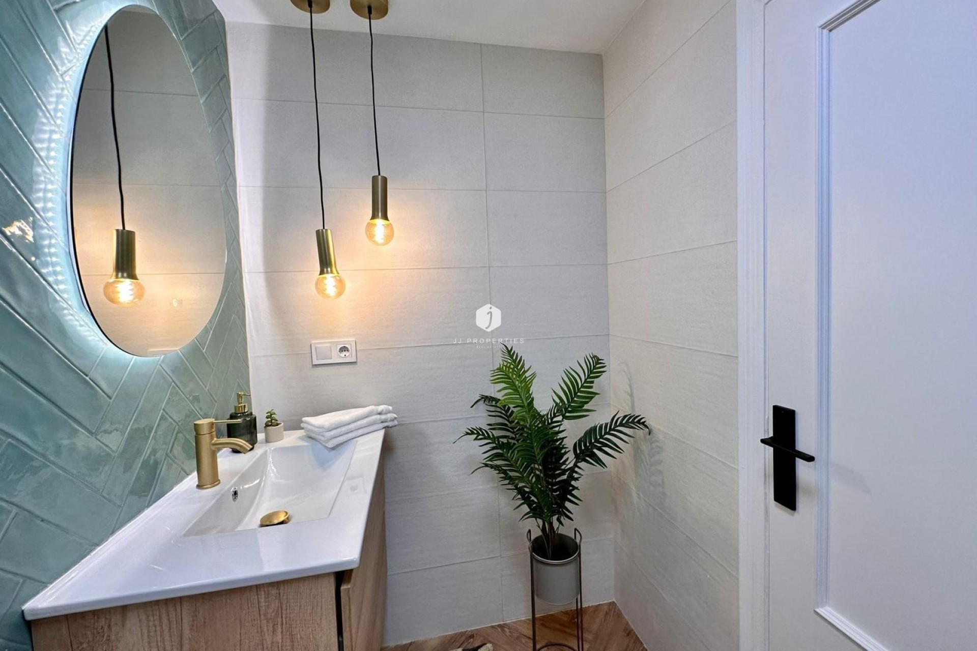 Aus zweiter Hand - Wohnung -
Torrevieja - Playa del Cura