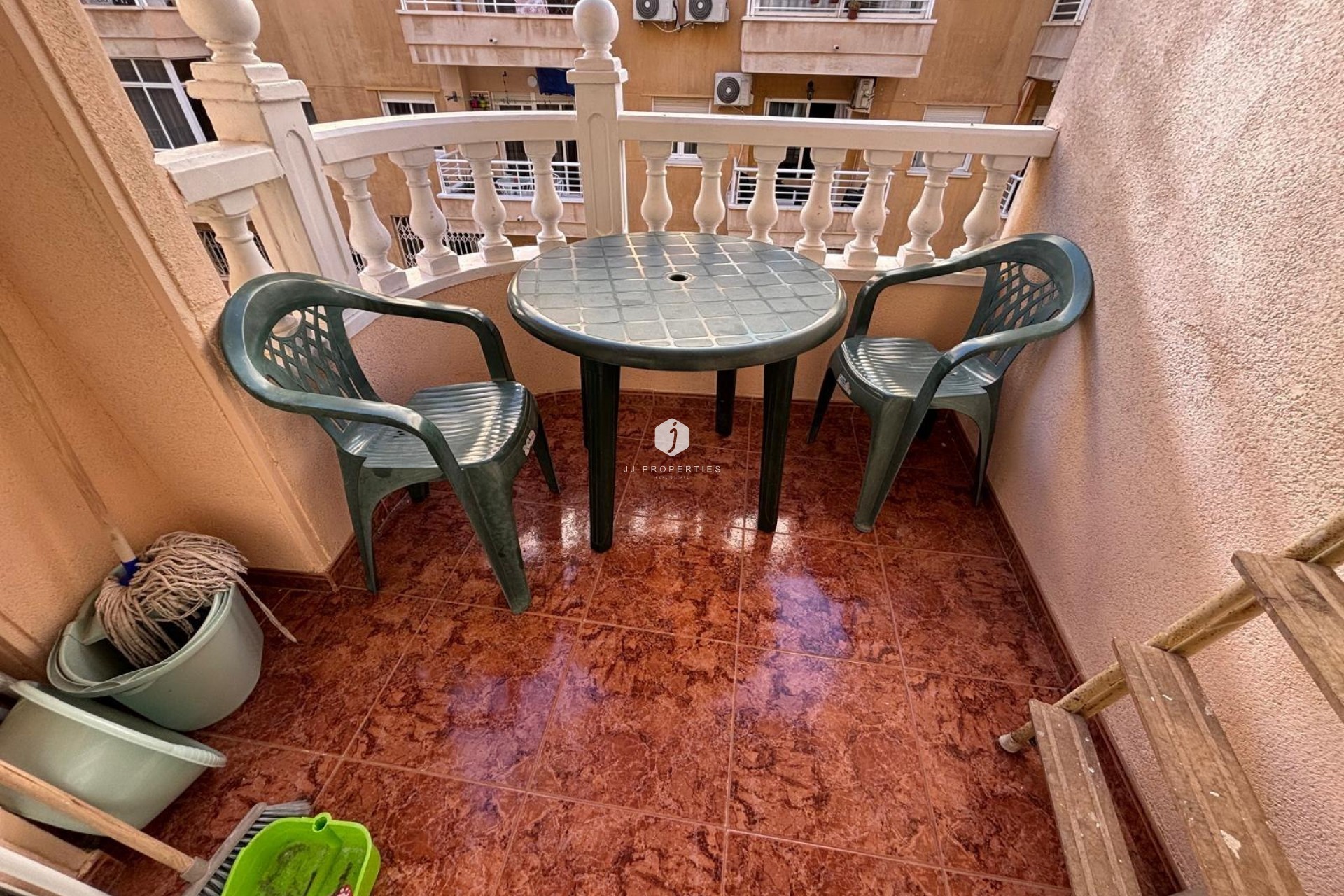 Aus zweiter Hand - Wohnung -
Torrevieja - Playa del Cura