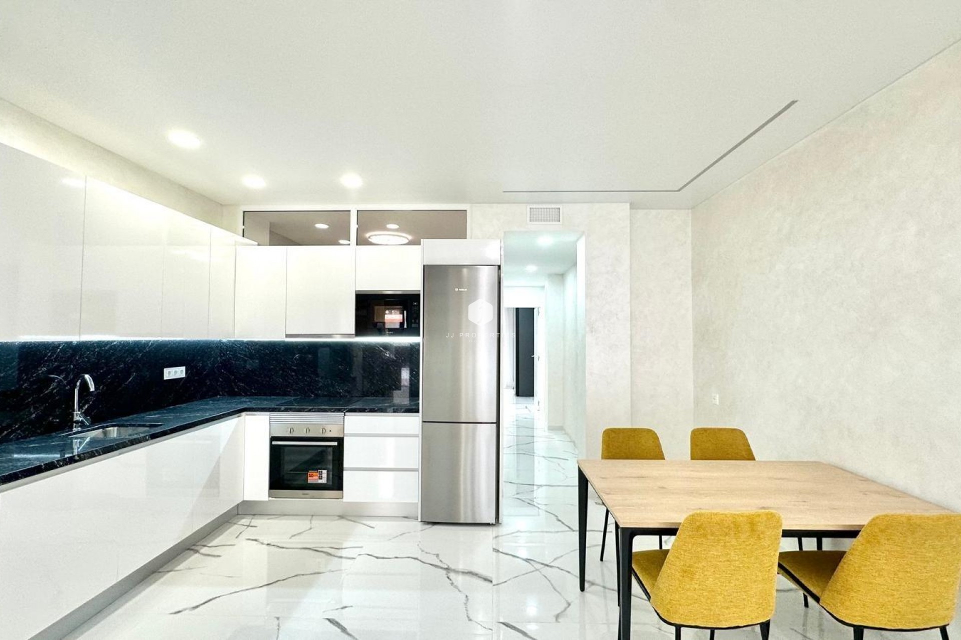 Aus zweiter Hand - Wohnung -
Torrevieja - Playa del Cura