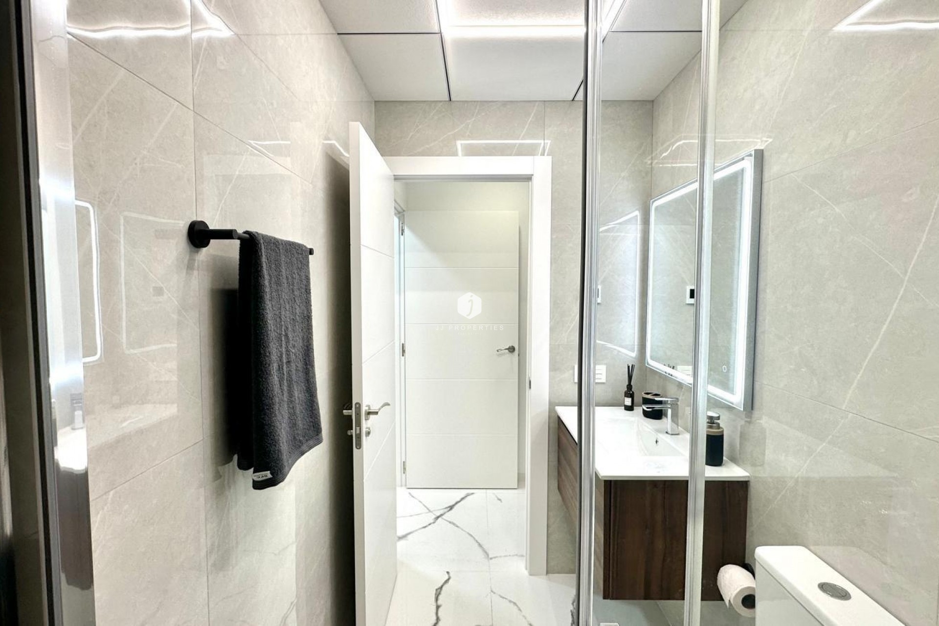 Aus zweiter Hand - Wohnung -
Torrevieja - Playa del Cura