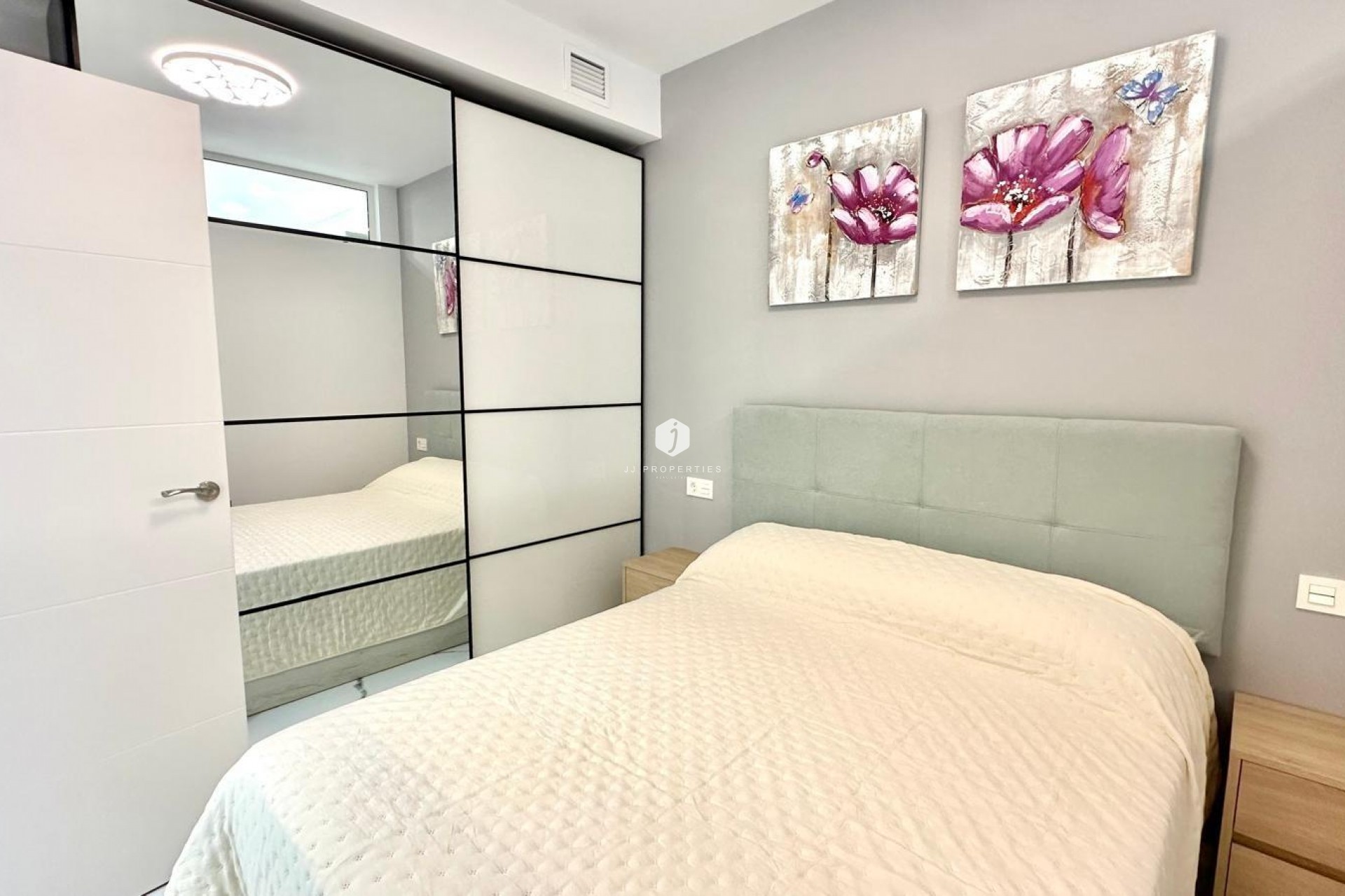 Aus zweiter Hand - Wohnung -
Torrevieja - Playa del Cura