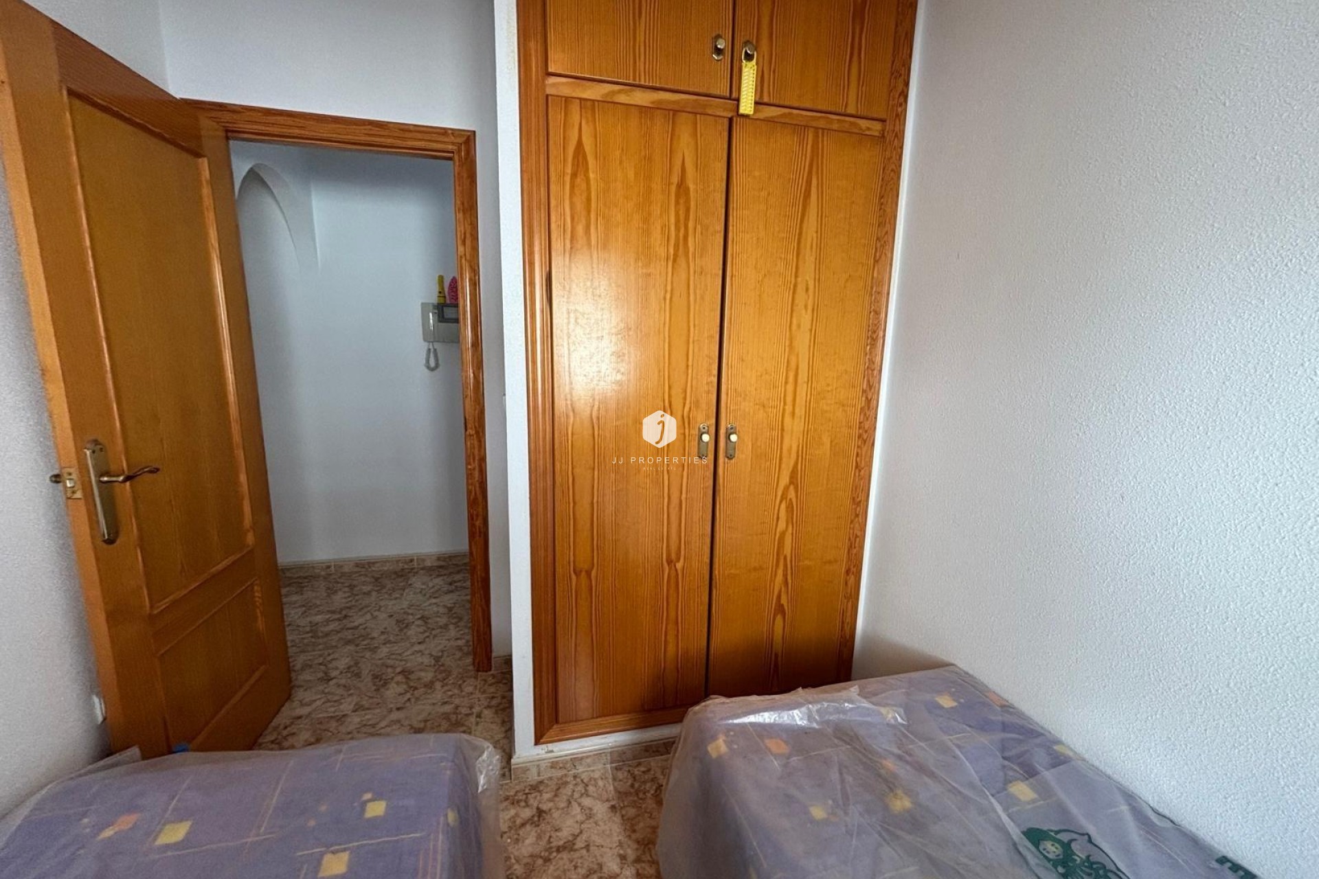 Aus zweiter Hand - Wohnung -
Torrevieja - Playa del Cura