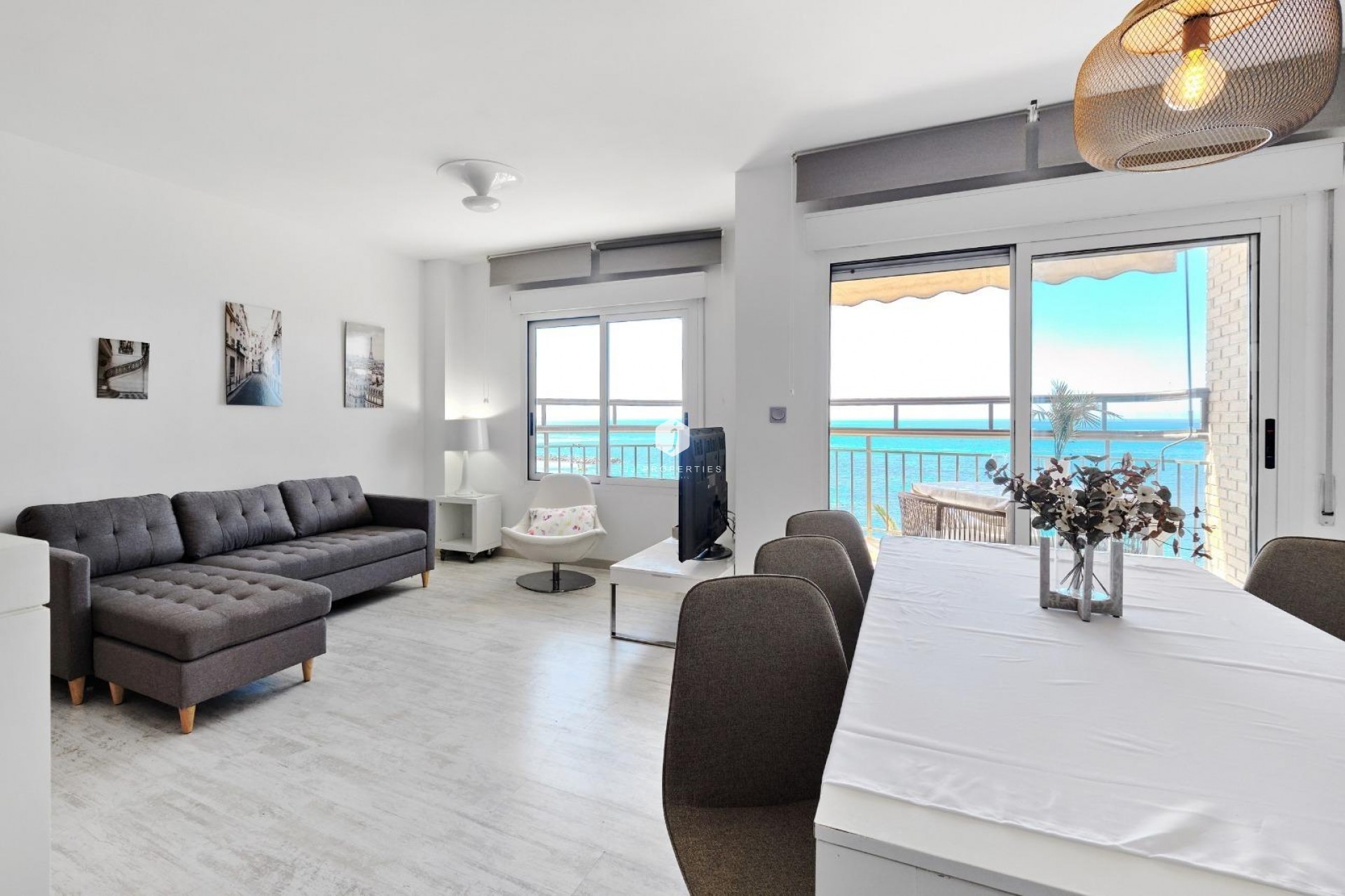 Aus zweiter Hand - Wohnung -
Torrevieja - Playa del Cura
