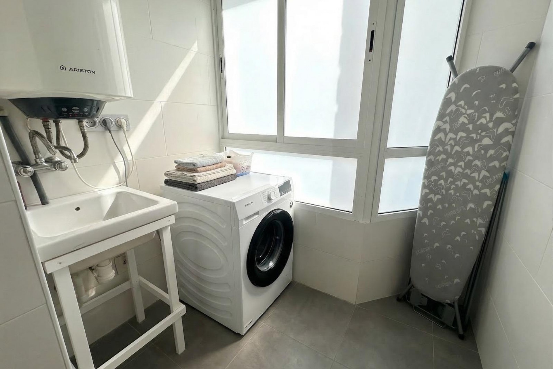 Aus zweiter Hand - Wohnung -
Torrevieja - Playa del Cura