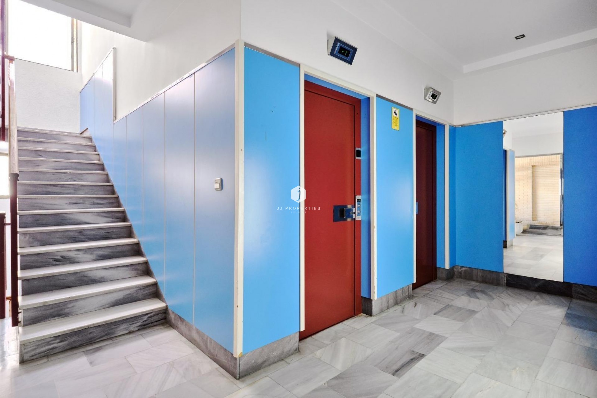 Aus zweiter Hand - Wohnung -
Torrevieja - Playa del Cura