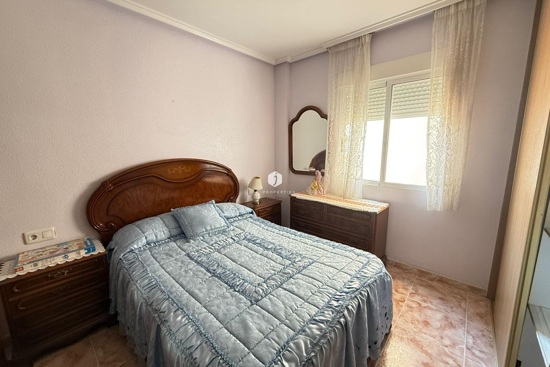 Aus zweiter Hand - Wohnung -
Torrevieja - Playa del Cura