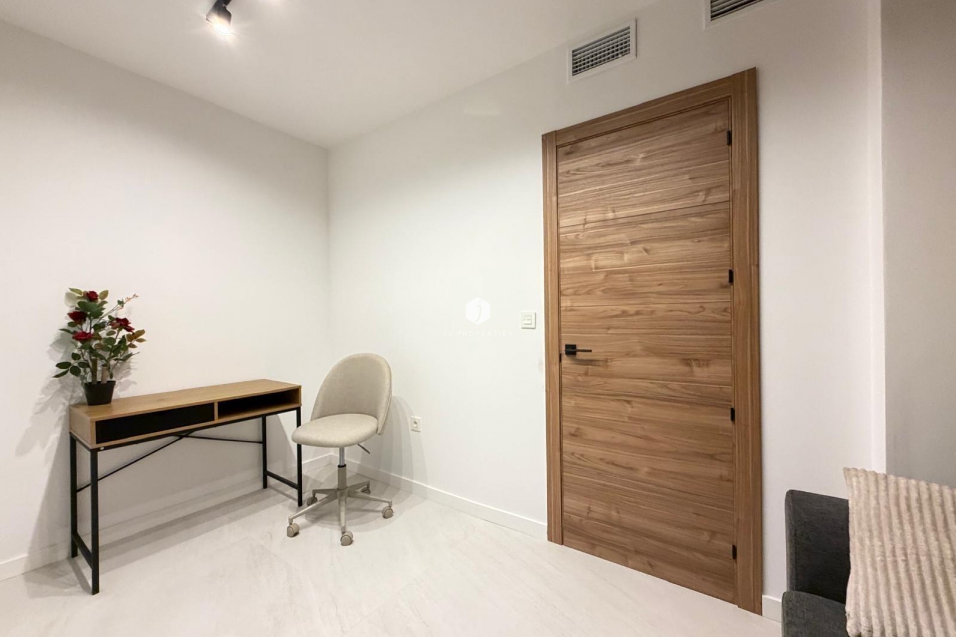 Aus zweiter Hand - Wohnung -
Torrevieja - Playa del Cura