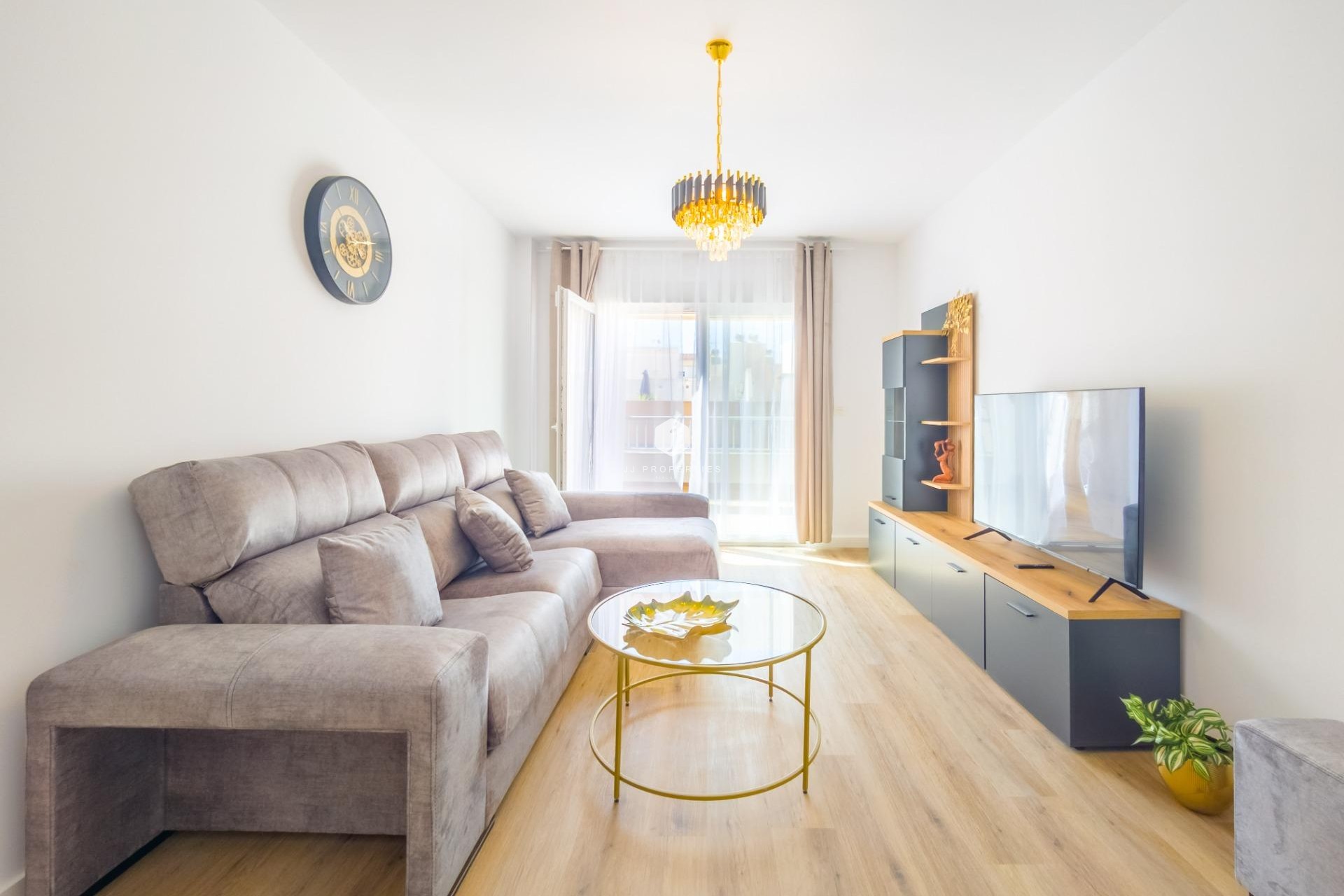 Aus zweiter Hand - Wohnung -
Torrevieja - Playa del Cura