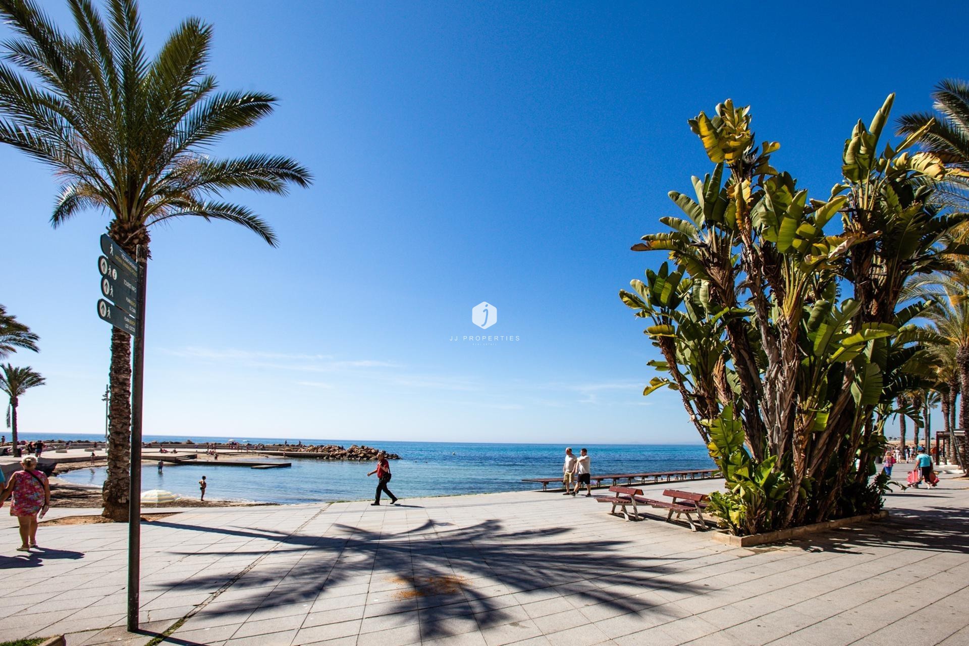 Aus zweiter Hand - Wohnung -
Torrevieja - Playa del Cura