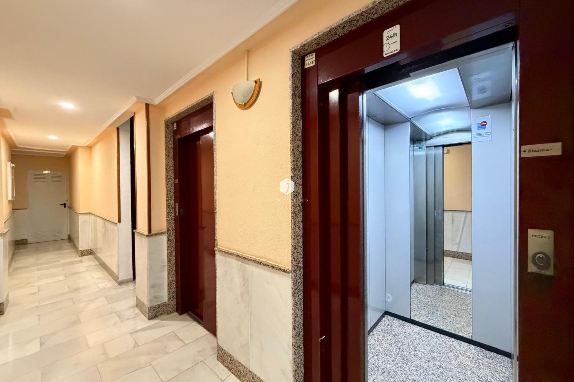 Aus zweiter Hand - Wohnung -
Torrevieja - Playa del Cura