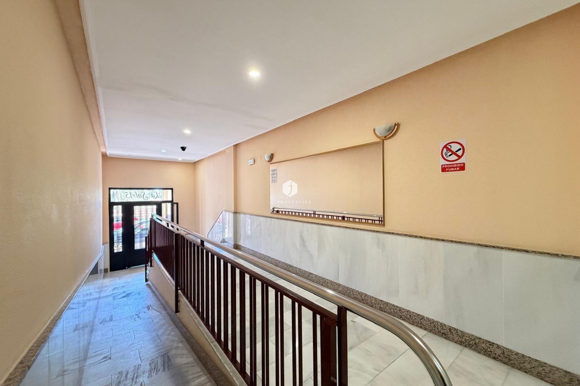 Aus zweiter Hand - Wohnung -
Torrevieja - Playa del Cura