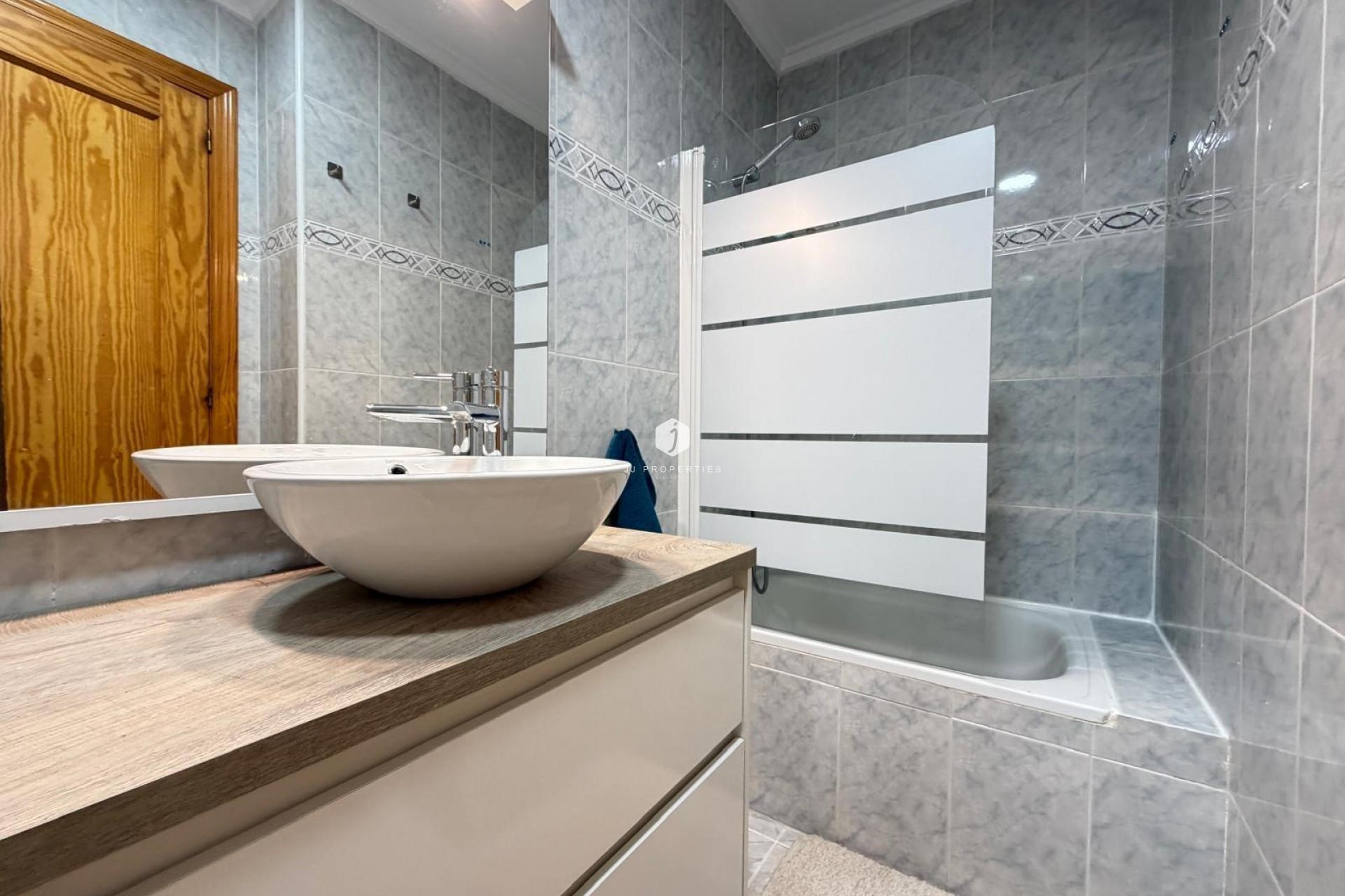 Aus zweiter Hand - Wohnung -
Torrevieja - Playa del Cura