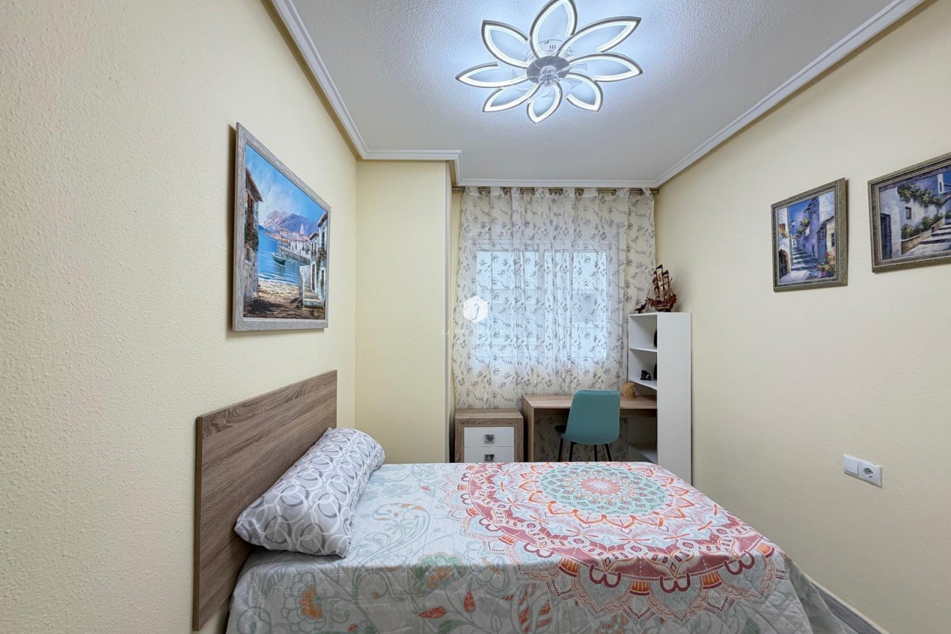Aus zweiter Hand - Wohnung -
Torrevieja - Playa del Cura